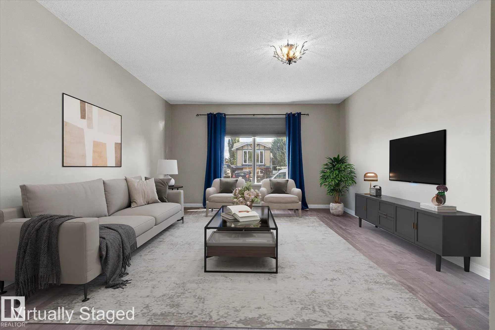 33 WESTGLEN Crescent