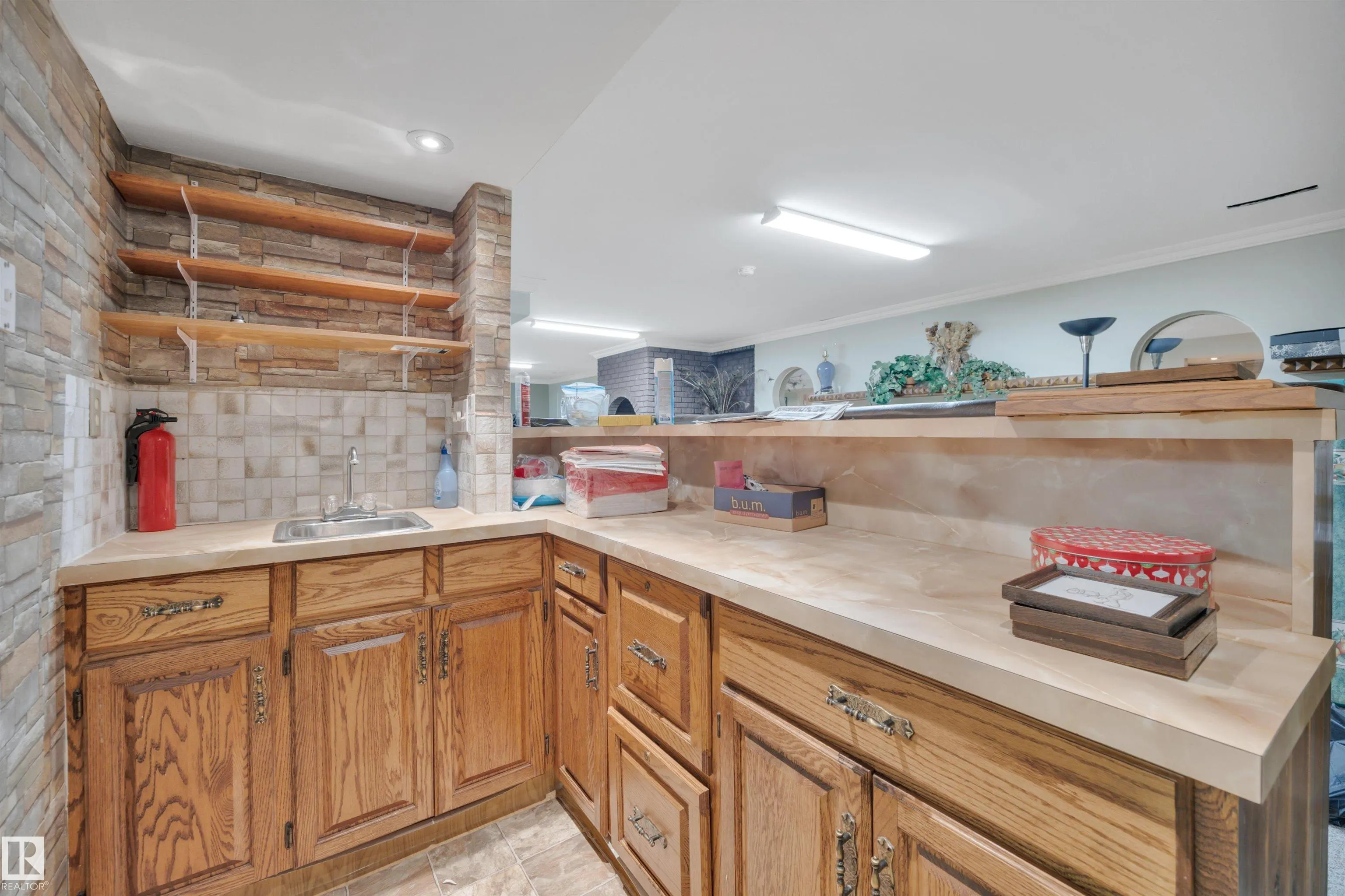5312 36 Ave