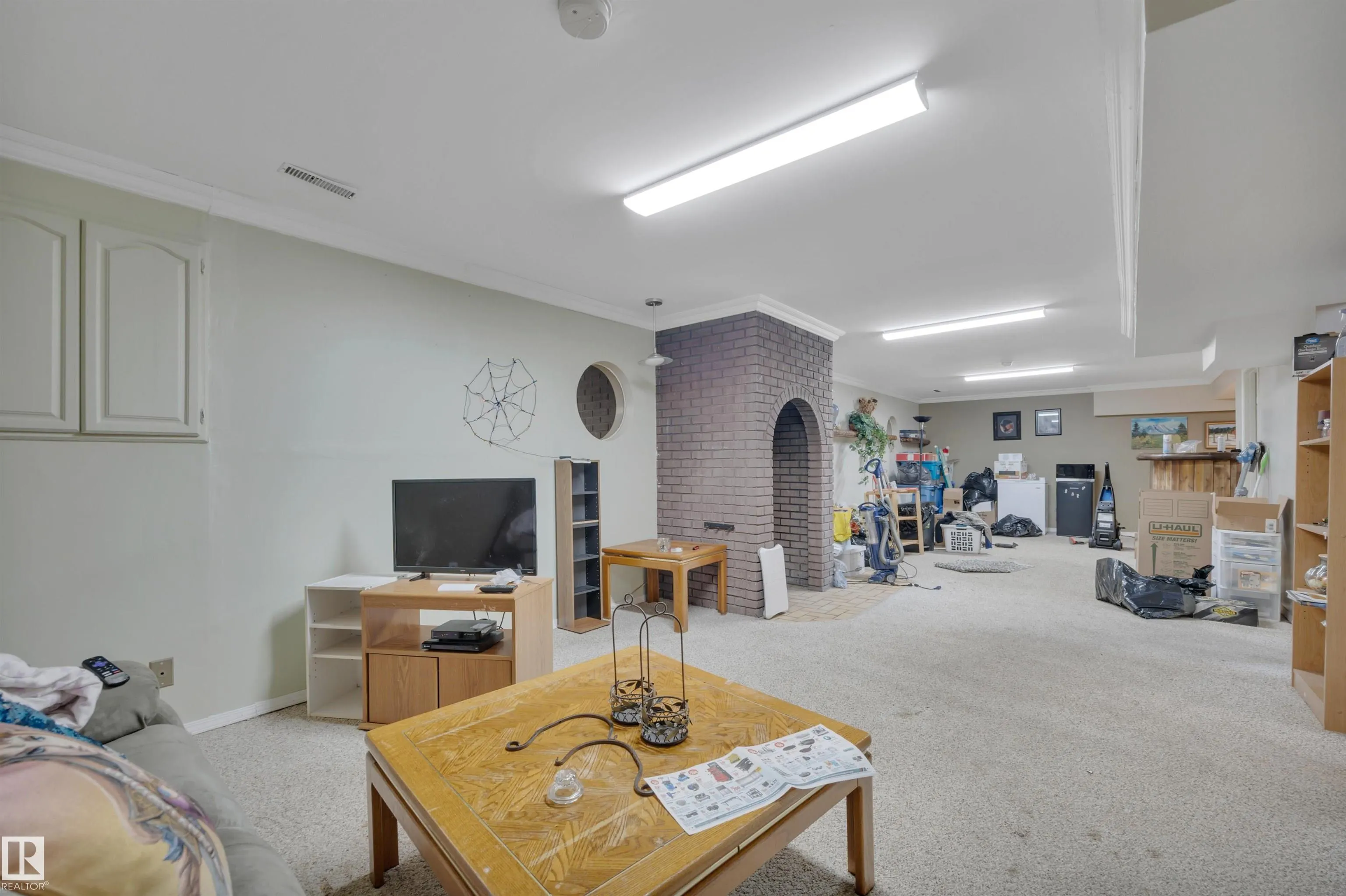 5312 36 Ave