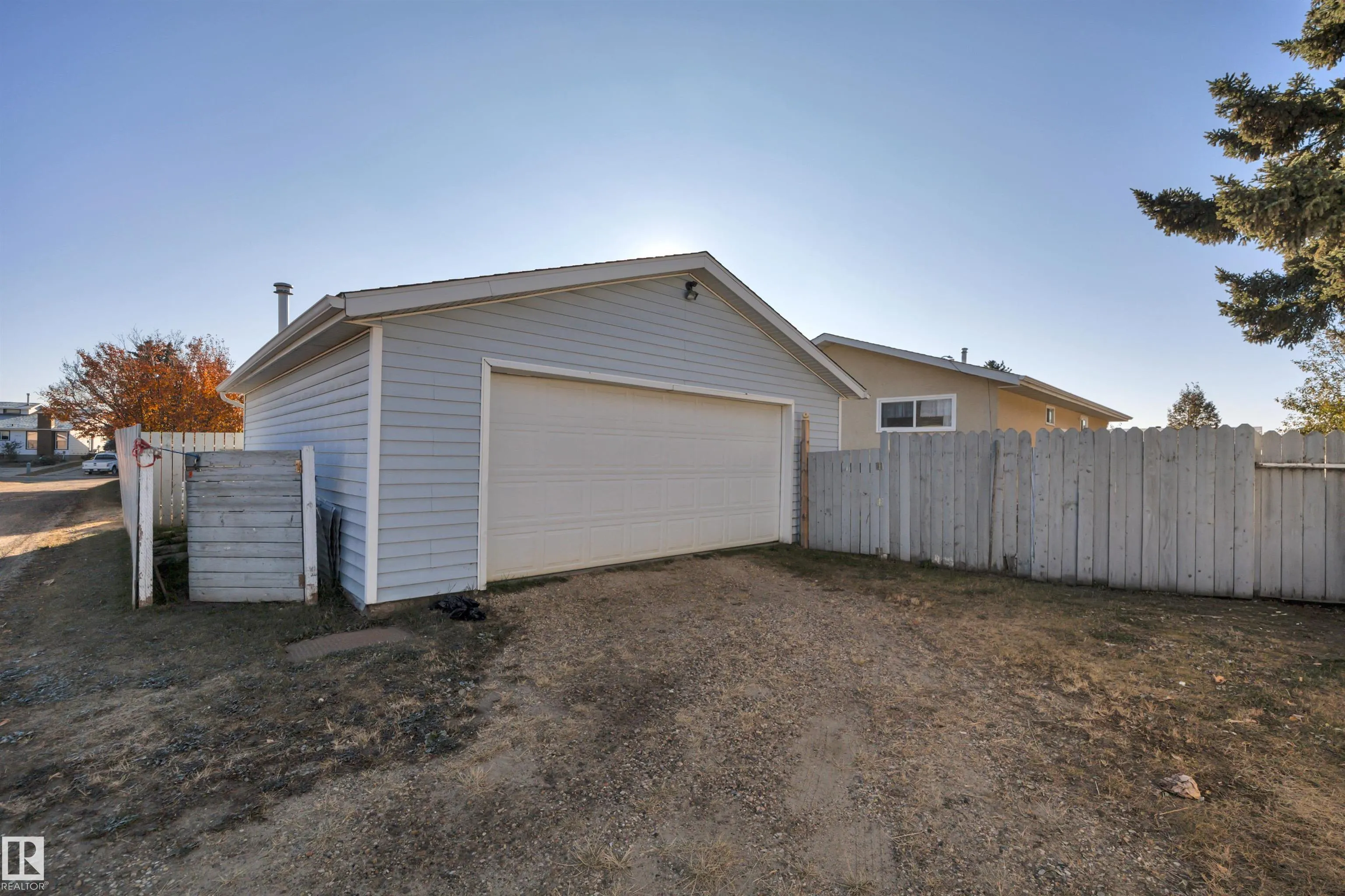 5312 36 Ave
