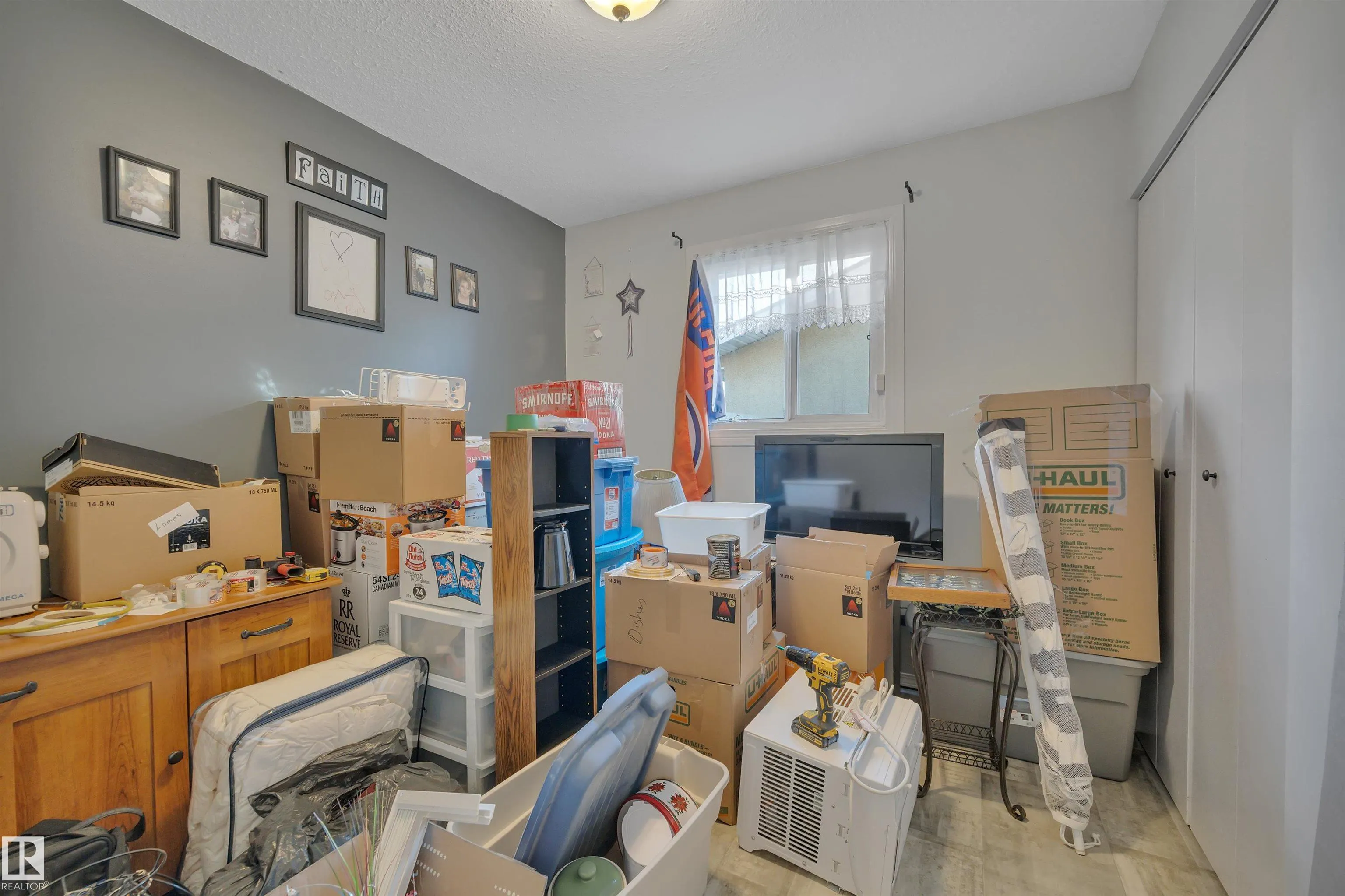 5312 36 Ave