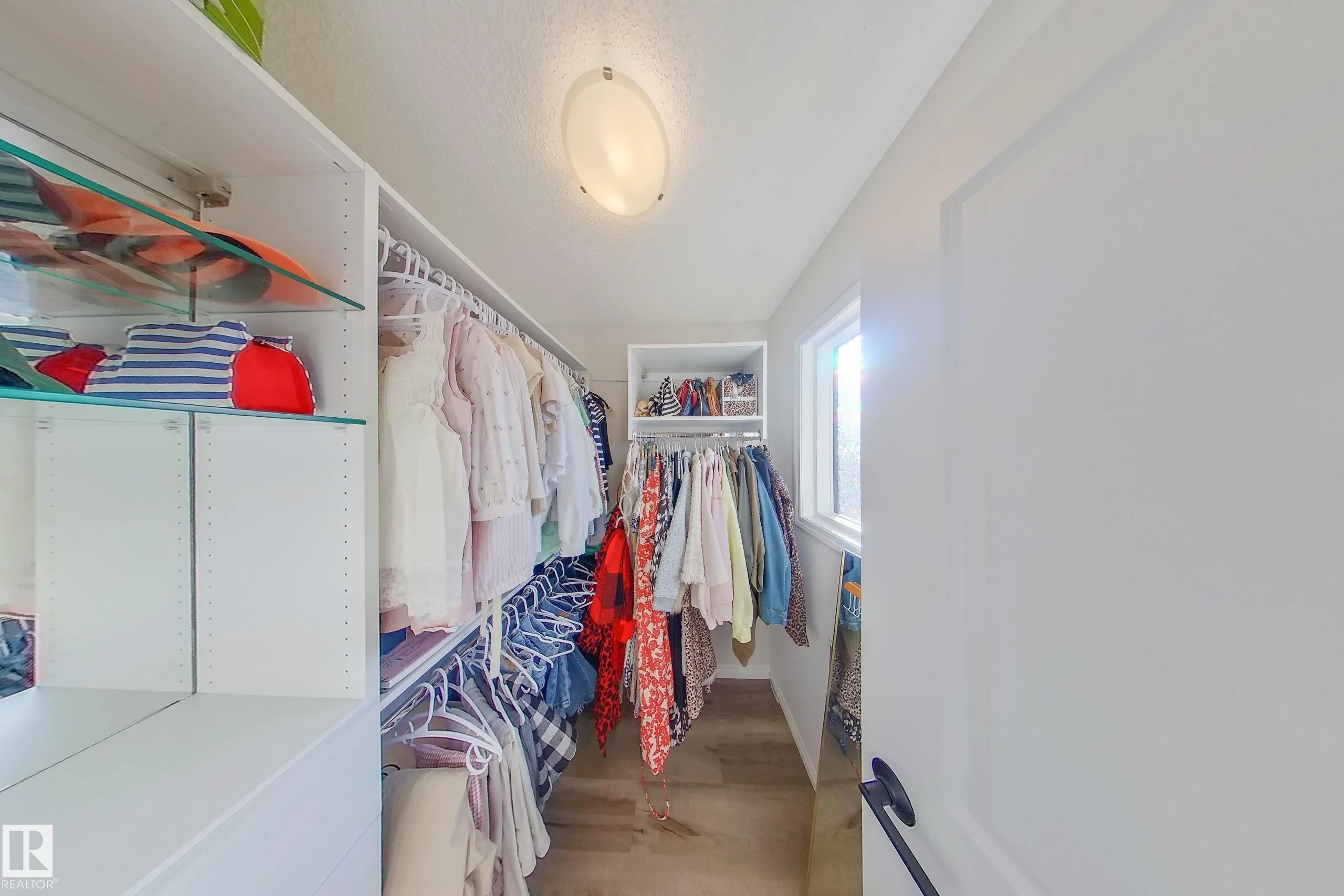 1011 DANIELS Loop