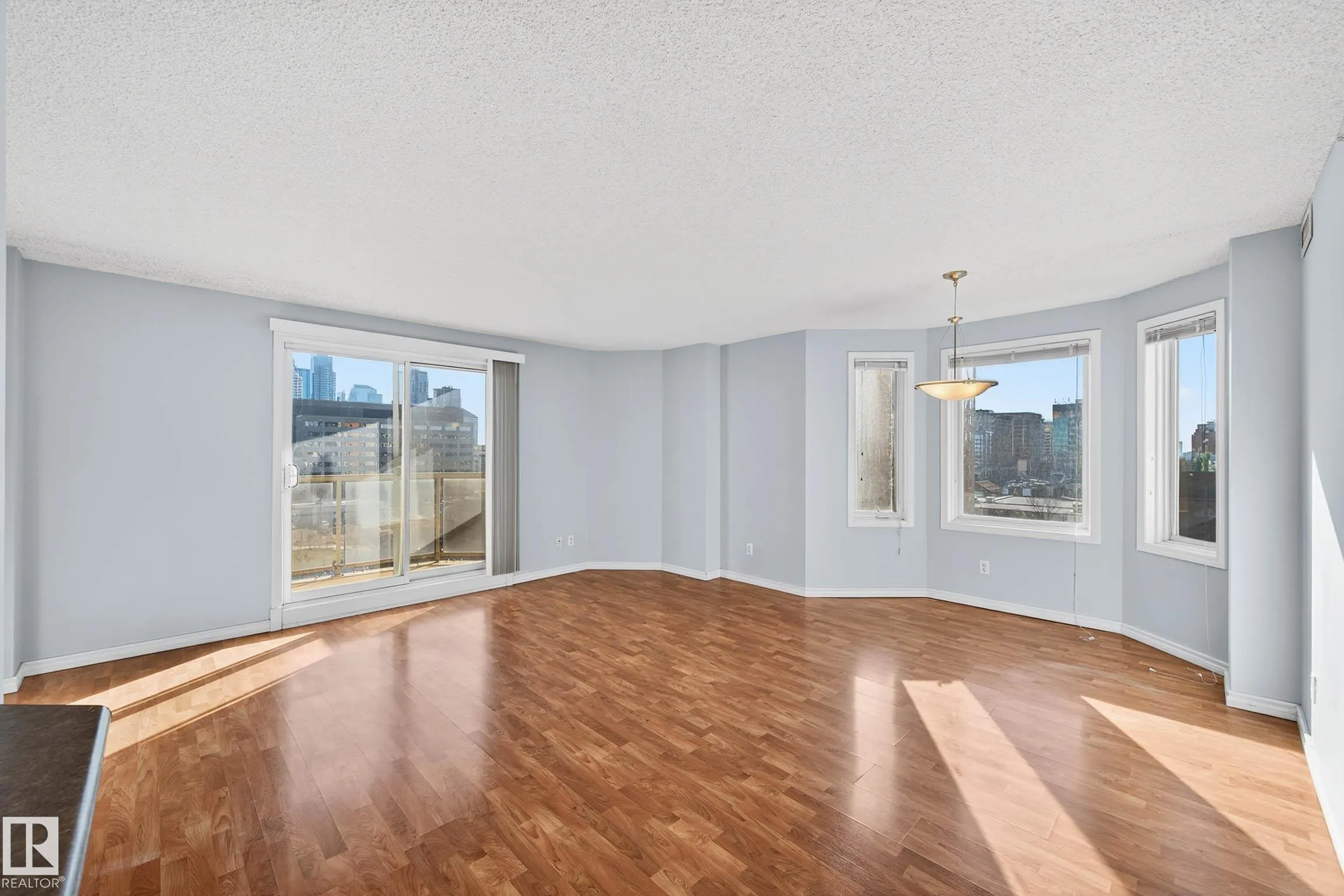 10909 103 Avenue