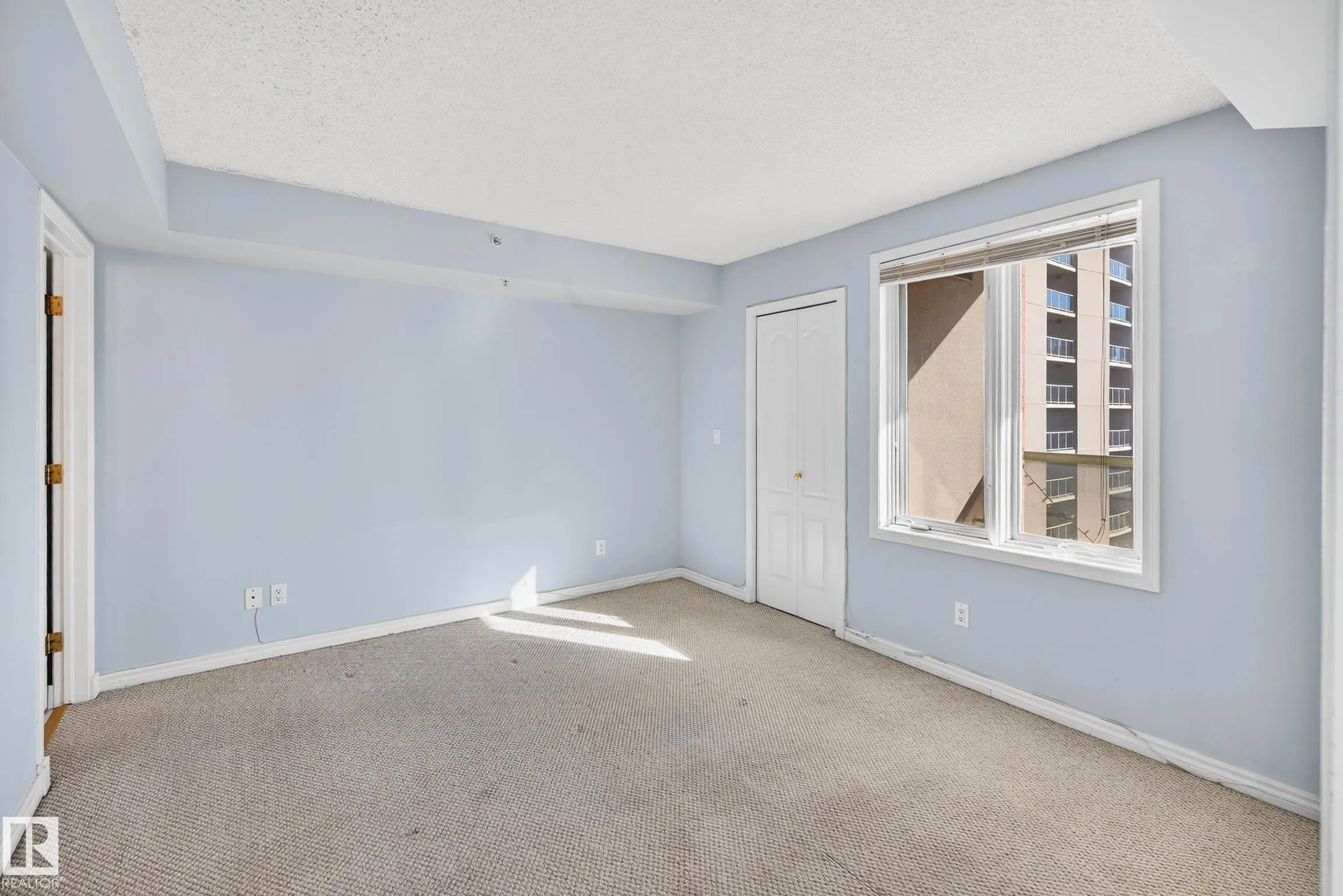 10909 103 Avenue