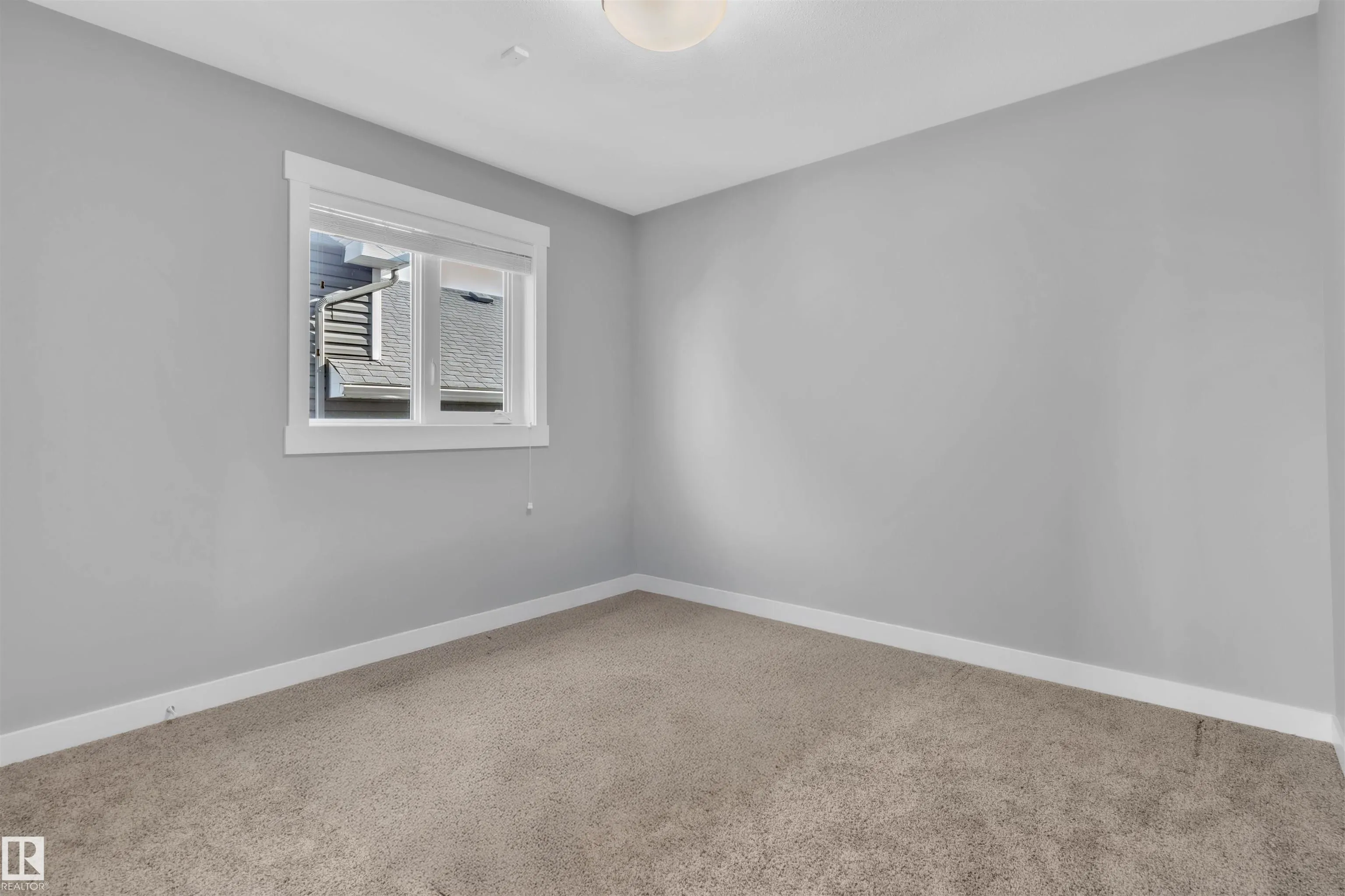 1406 18 Avenue