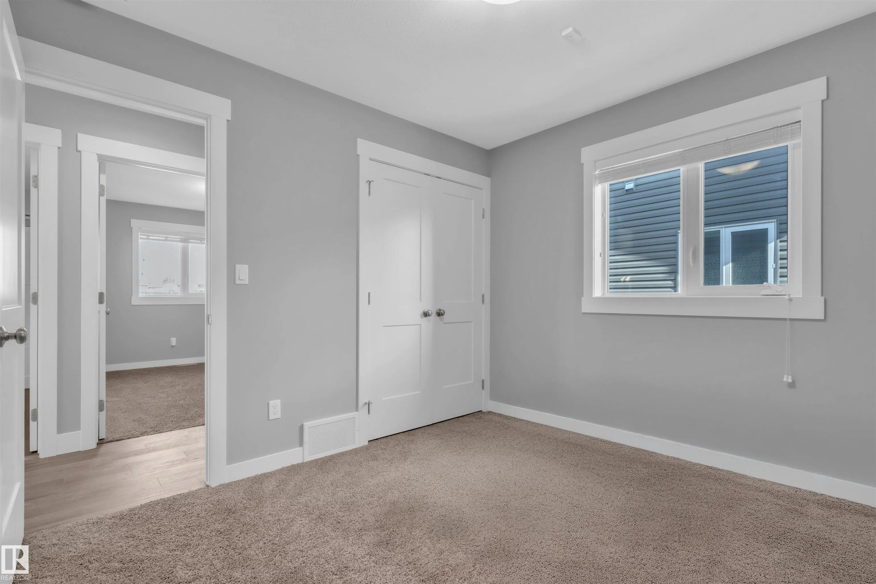 1406 18 Avenue