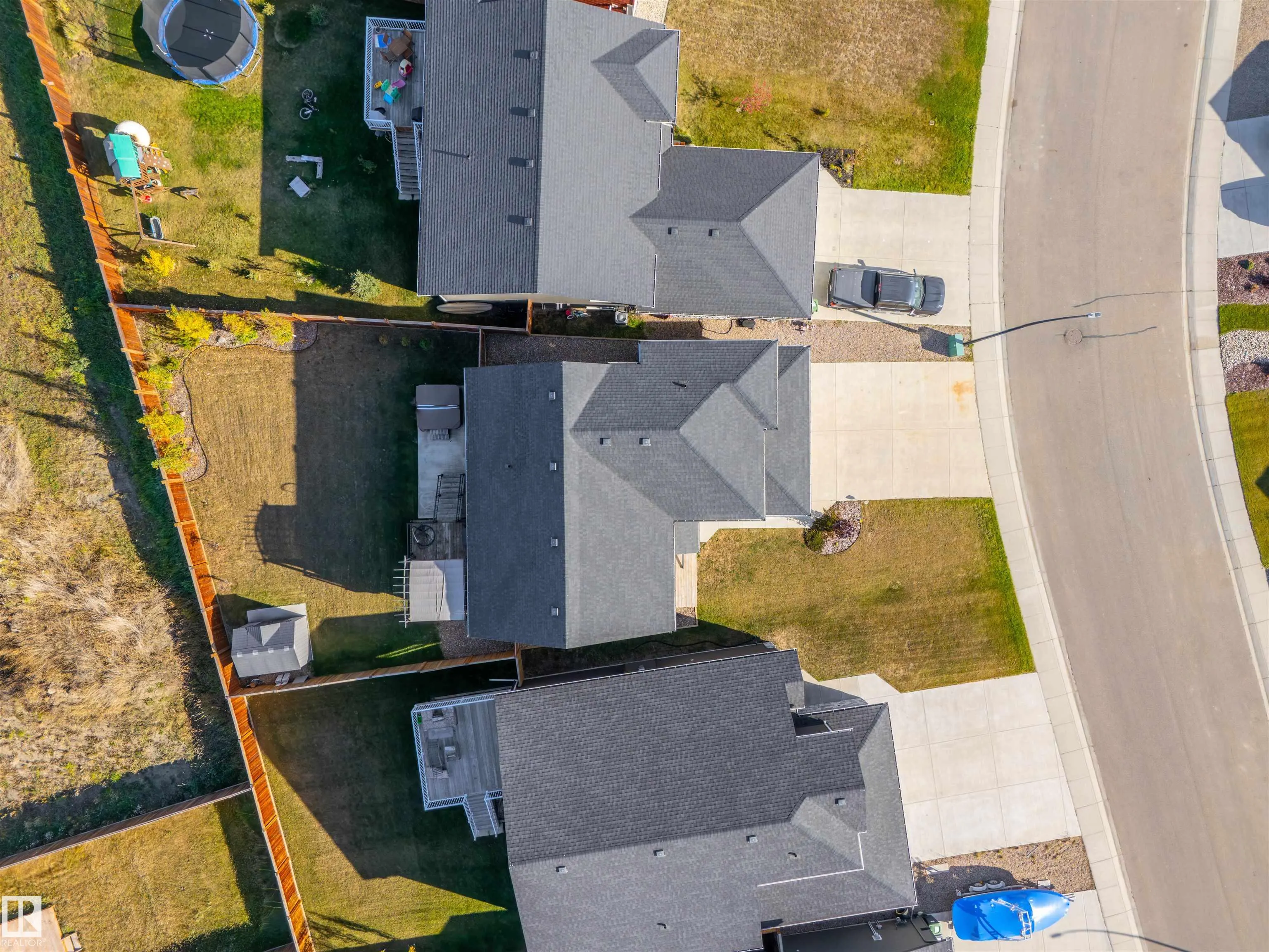 1406 18 Avenue