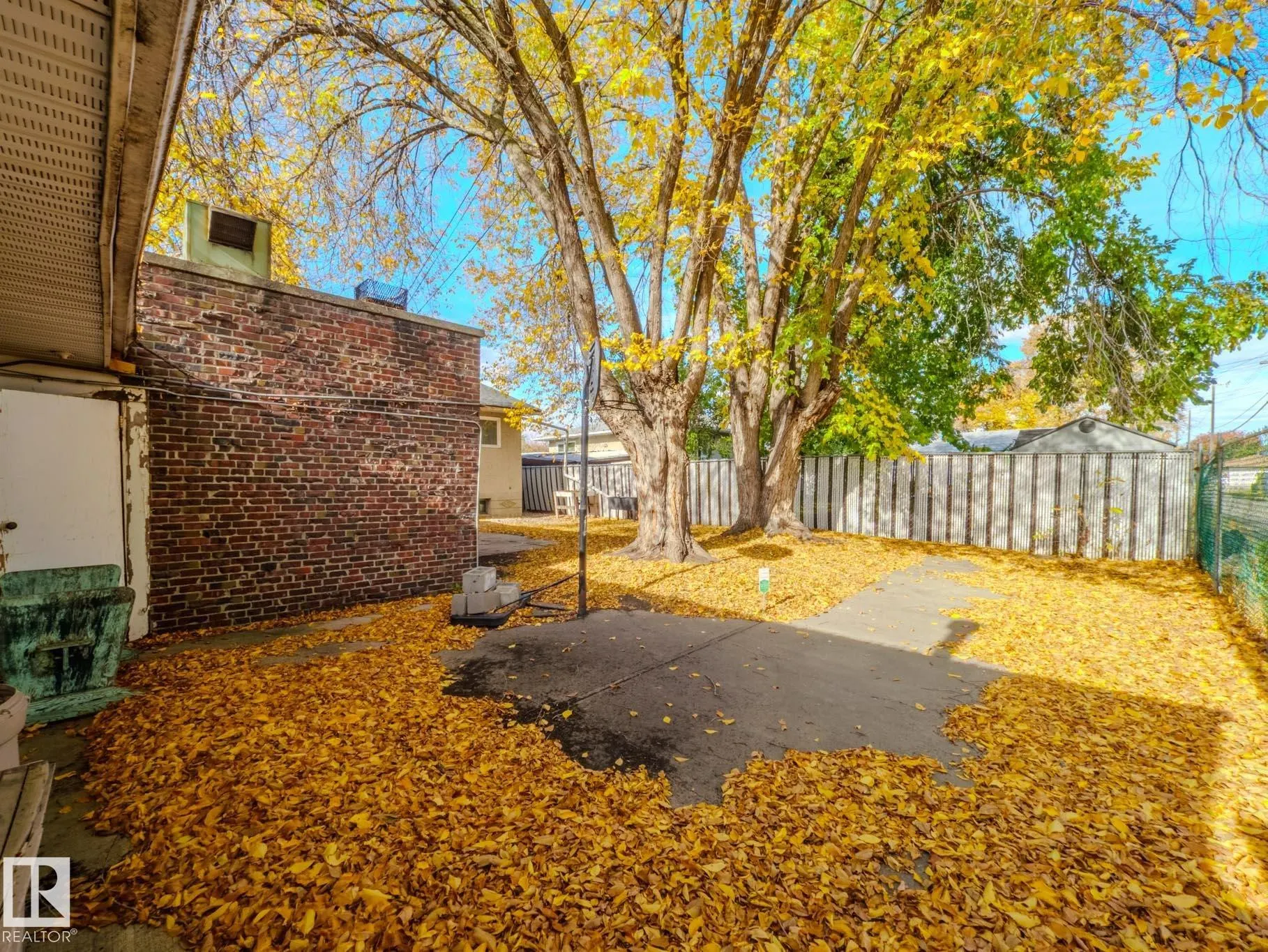 8111 159 Street