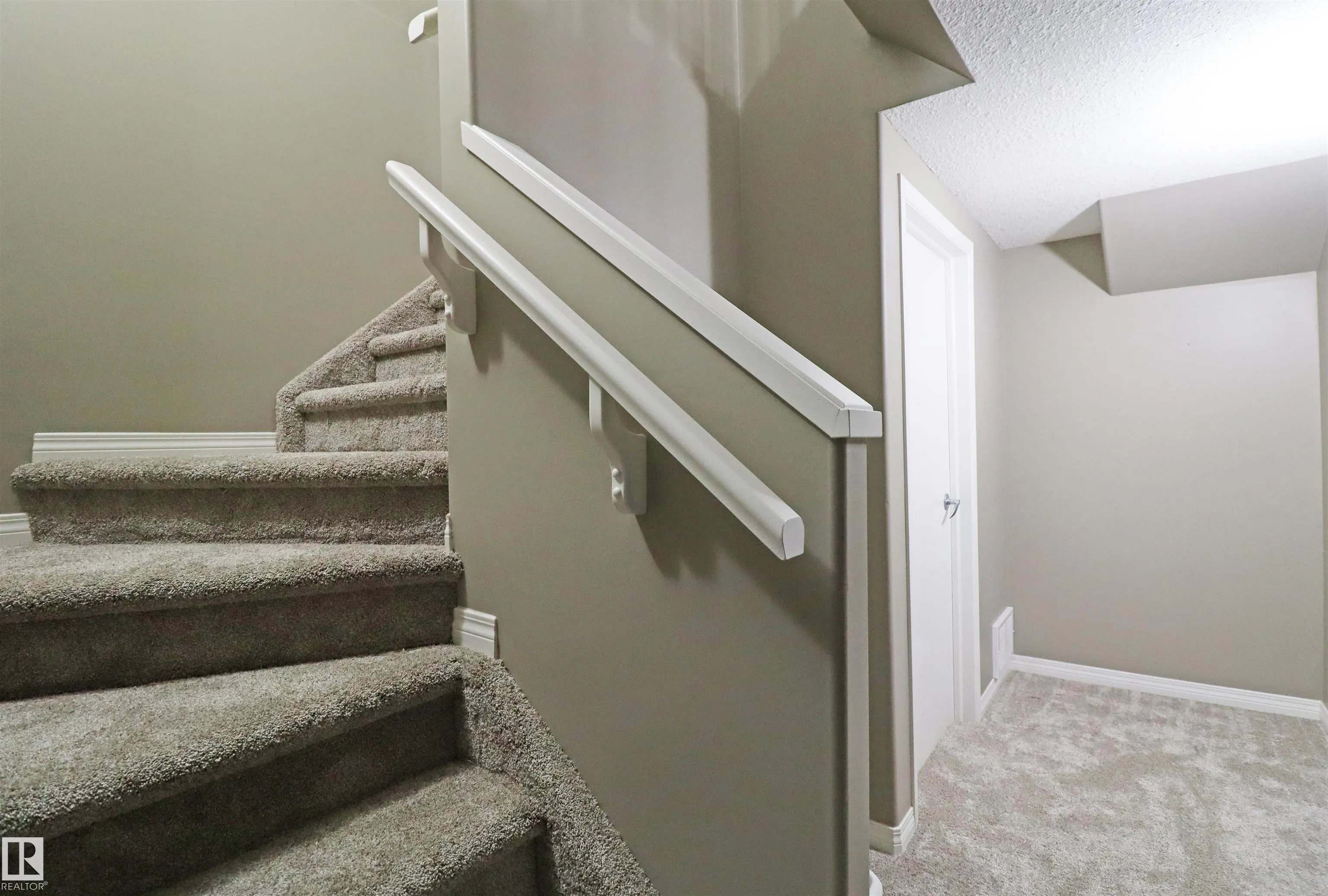 106 Graywood Mews