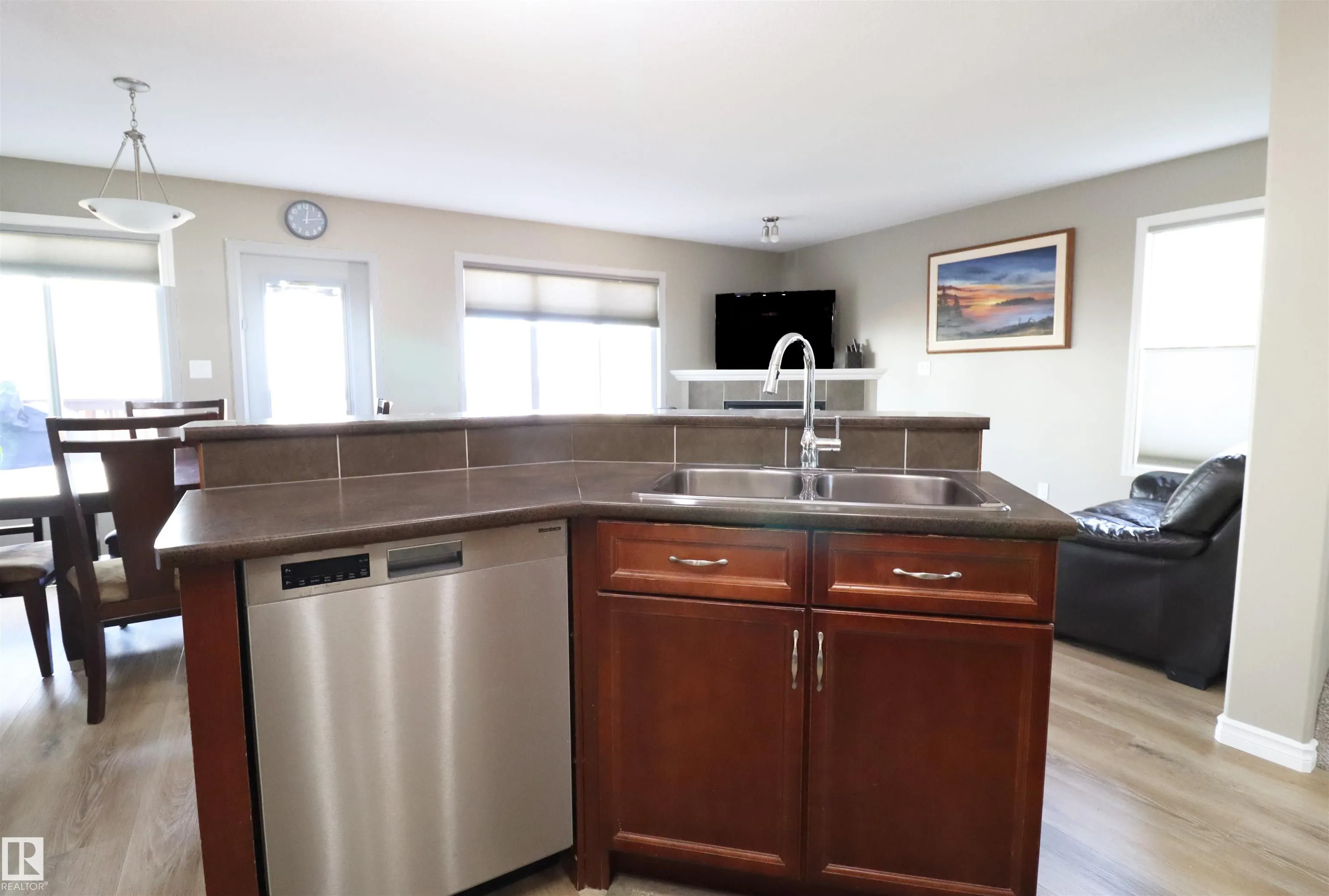106 Graywood Mews