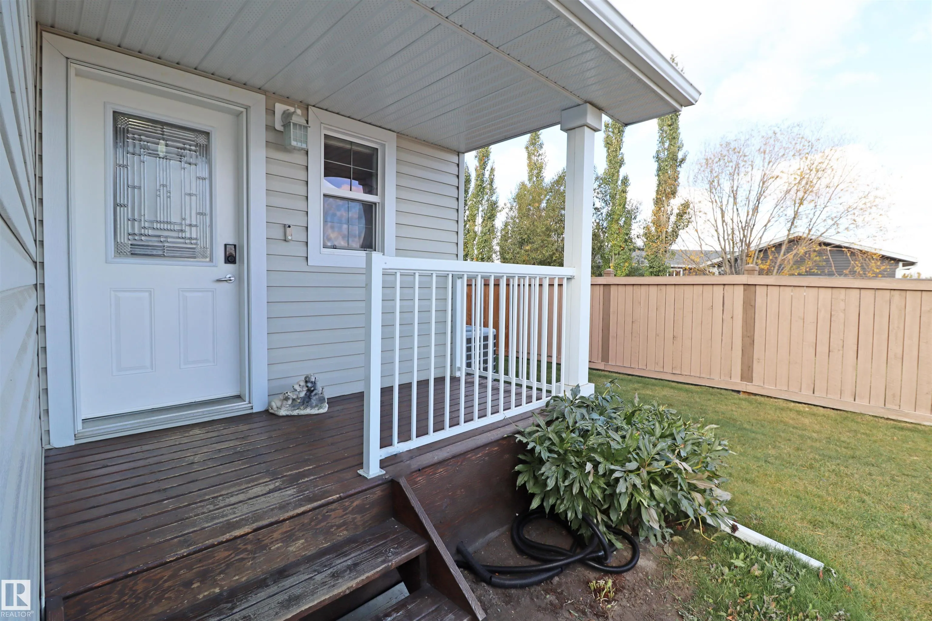 106 Graywood Mews