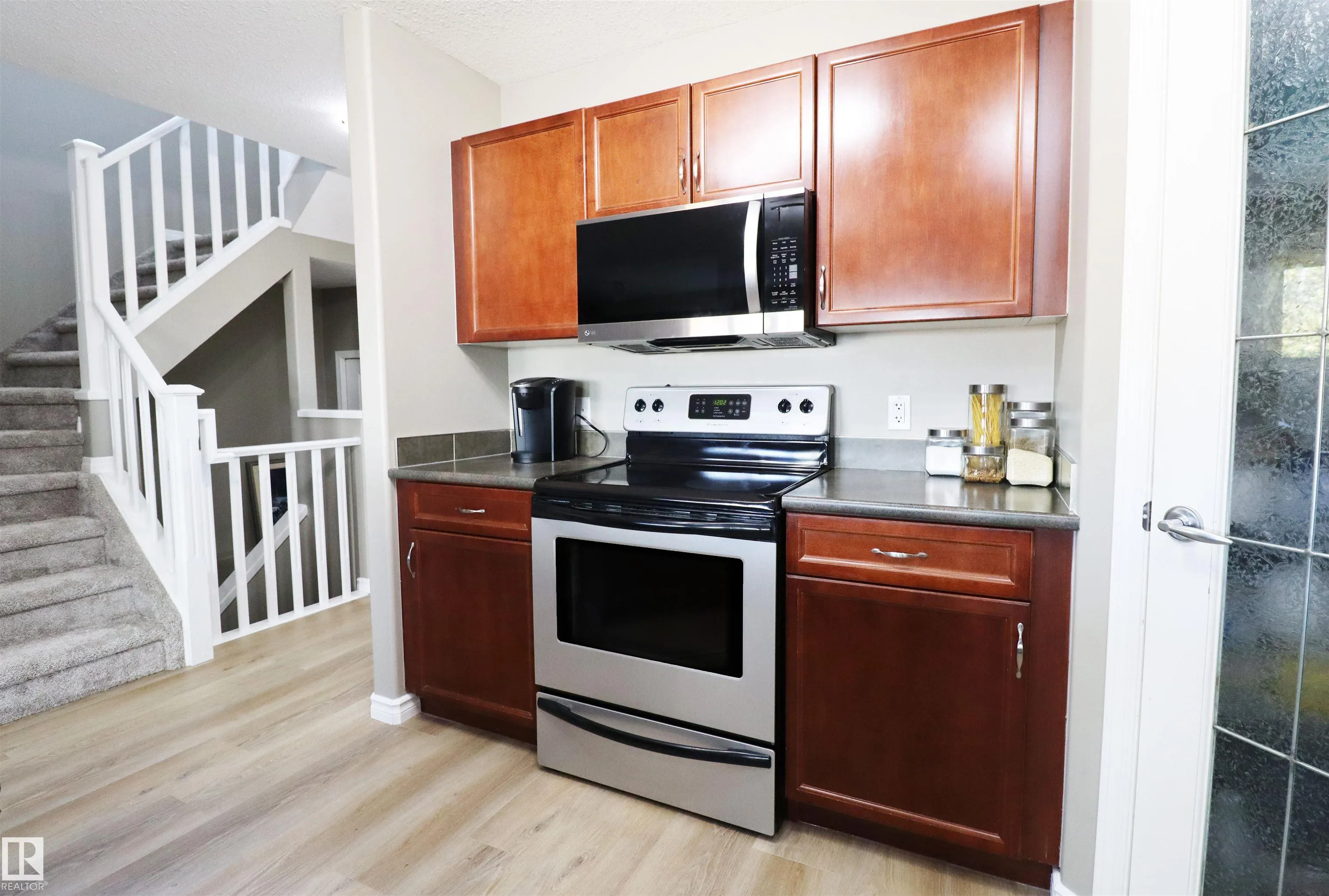 106 Graywood Mews