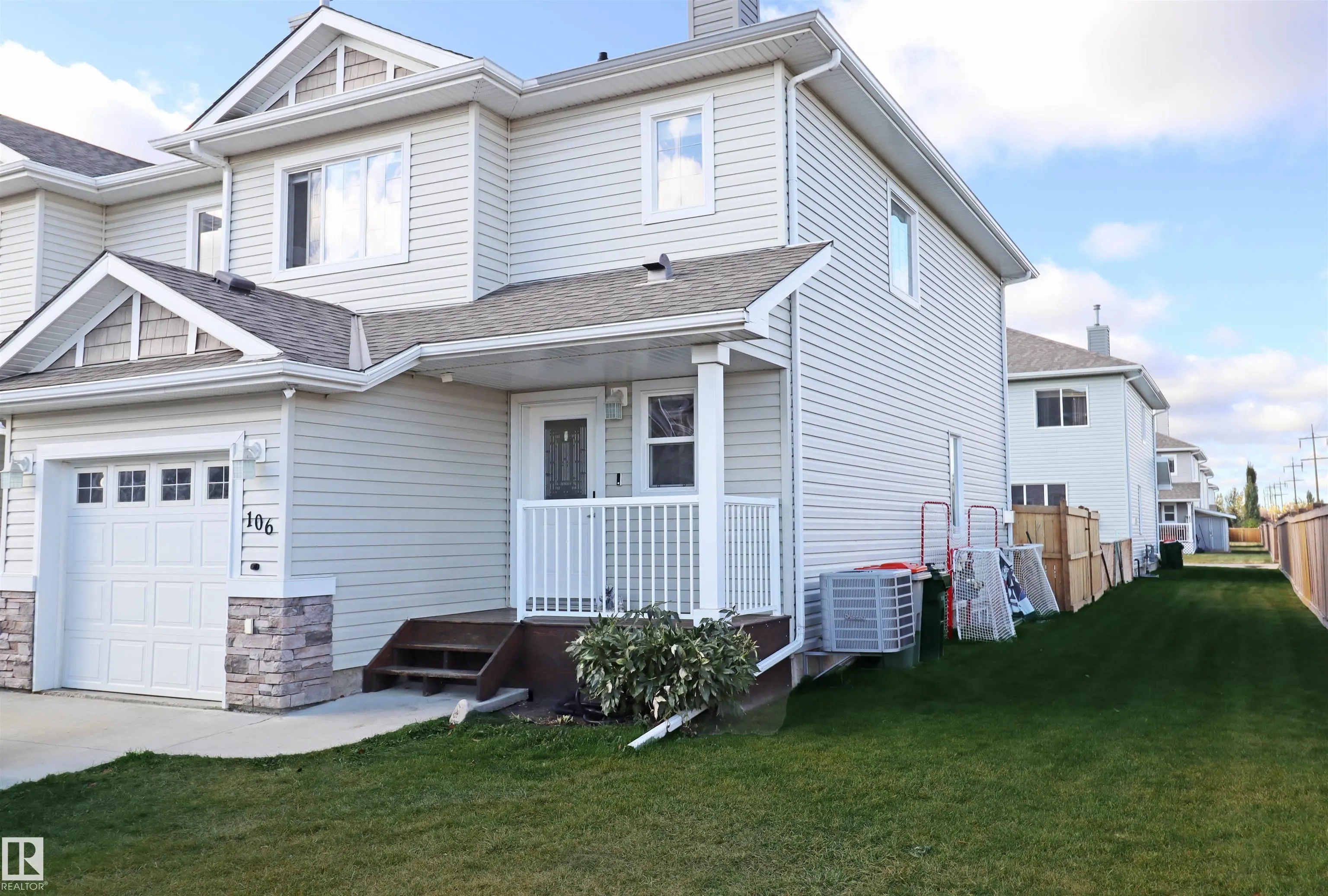 106 Graywood Mews