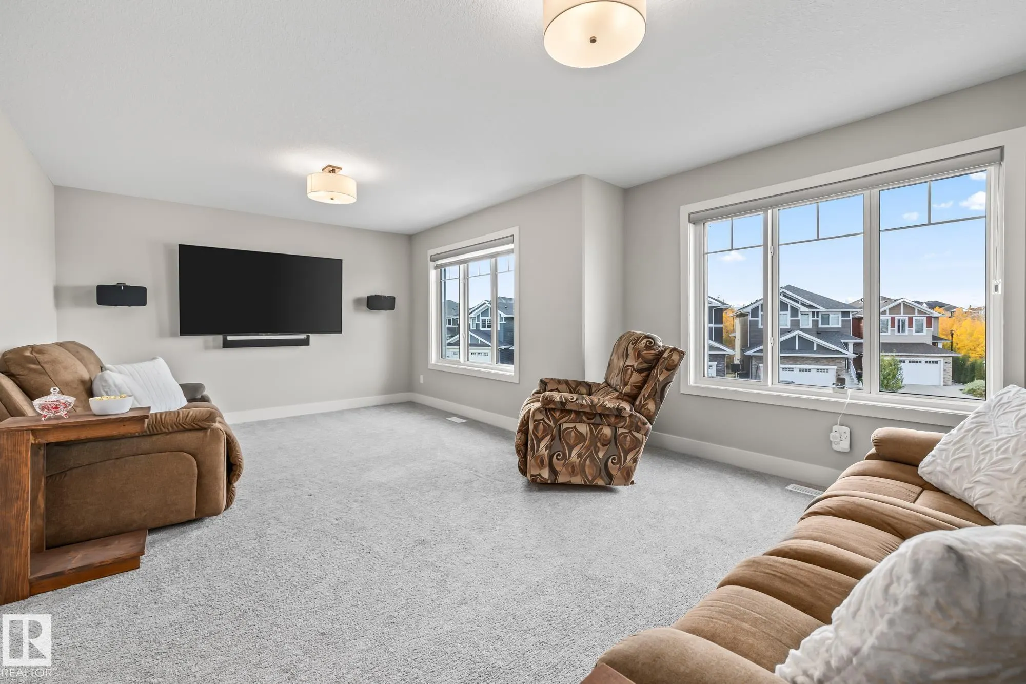 1759 TANAGER Close