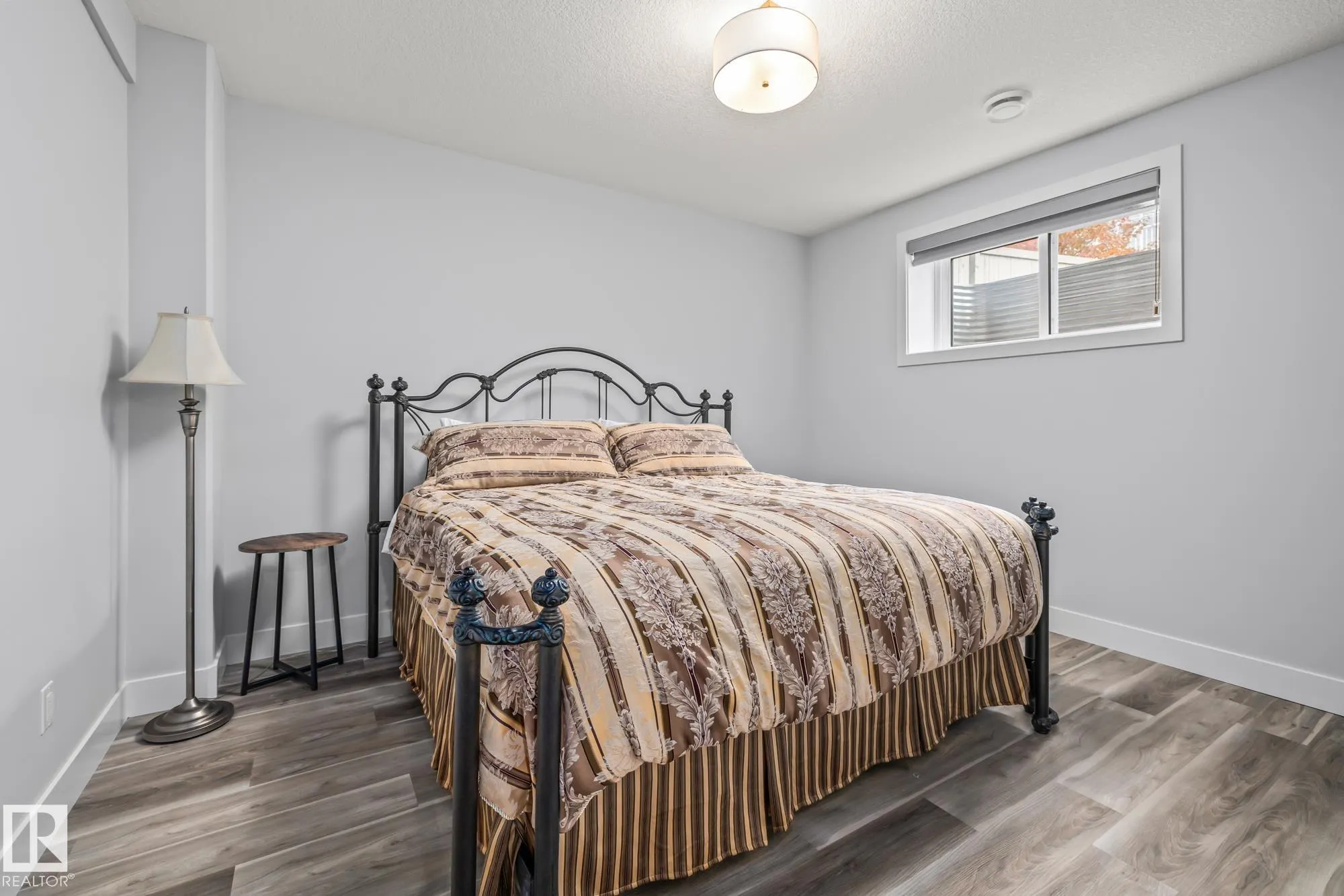 1759 TANAGER Close