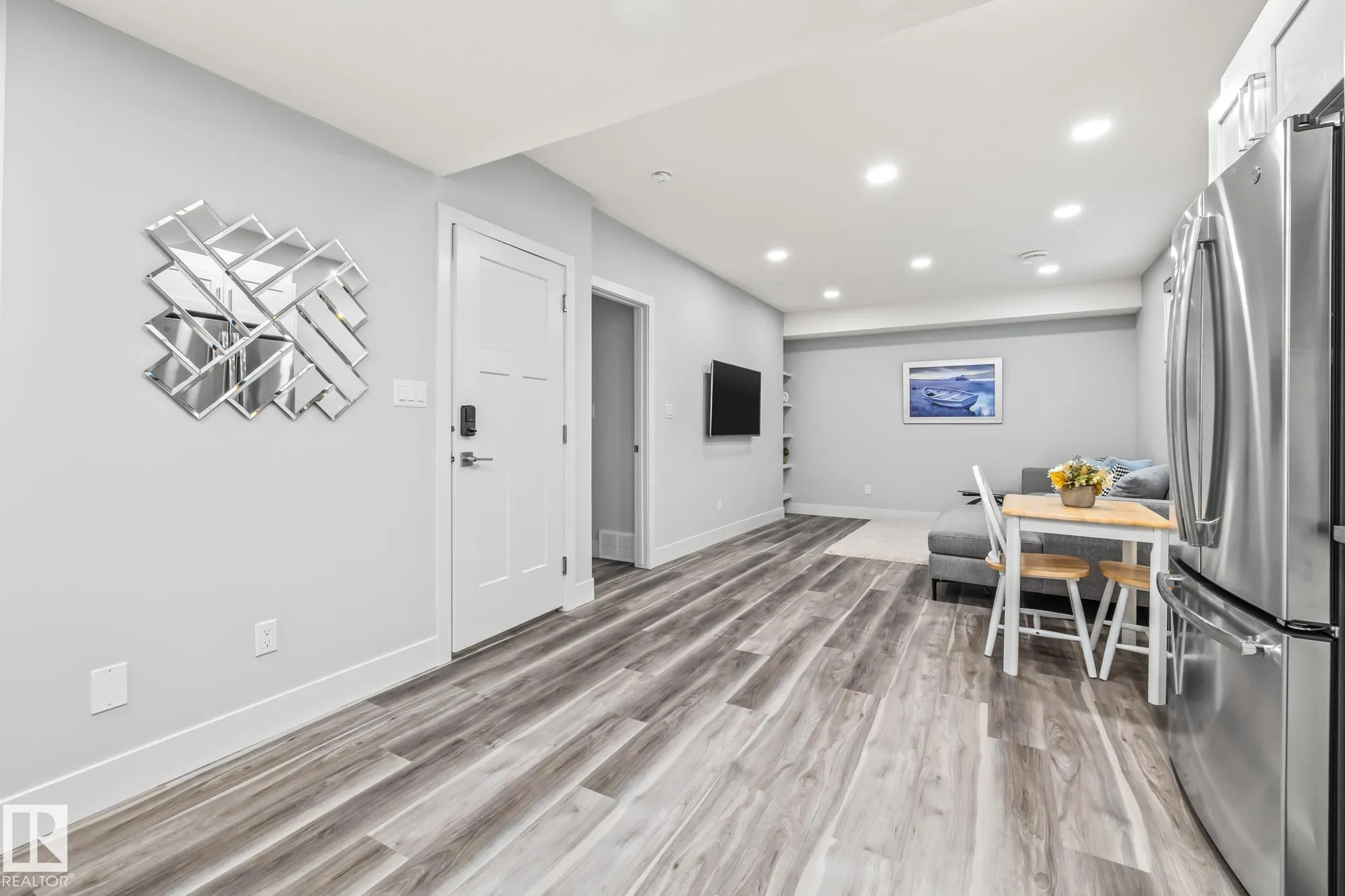 1759 TANAGER Close
