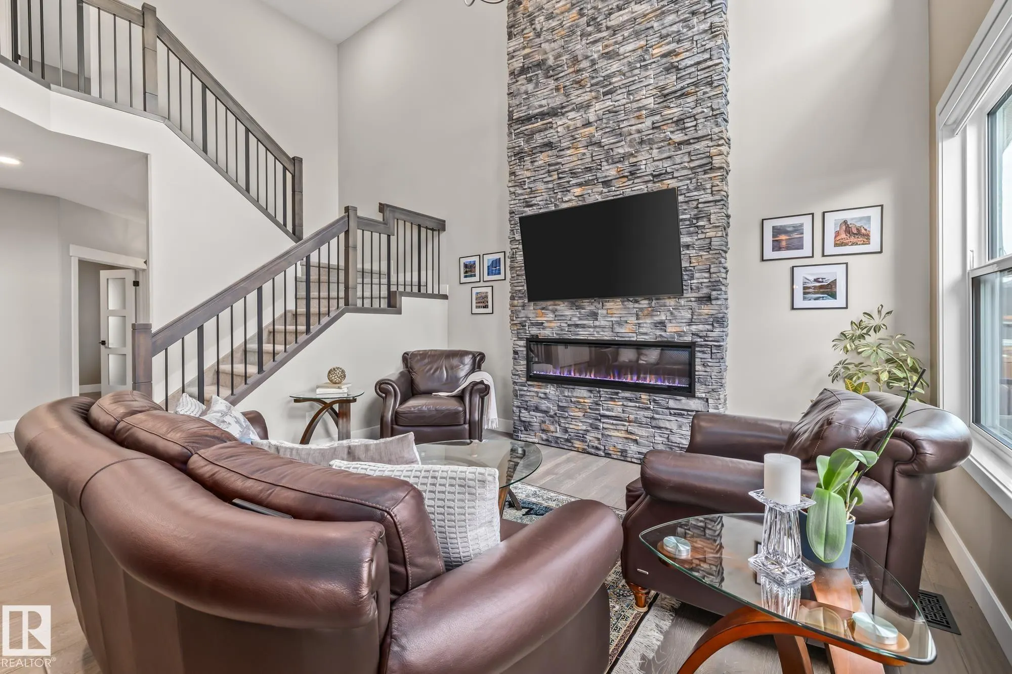 1759 TANAGER Close