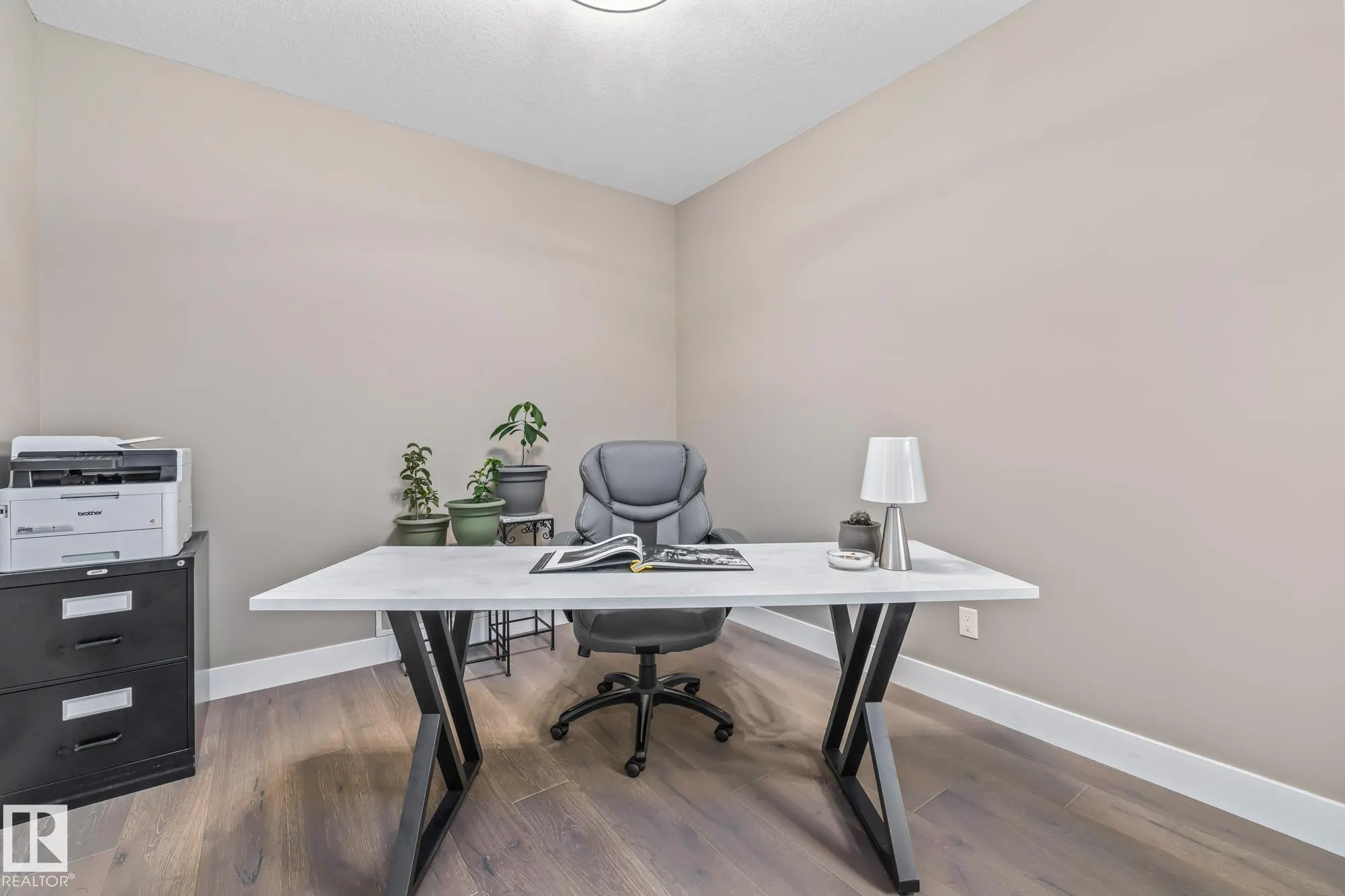 1759 TANAGER Close