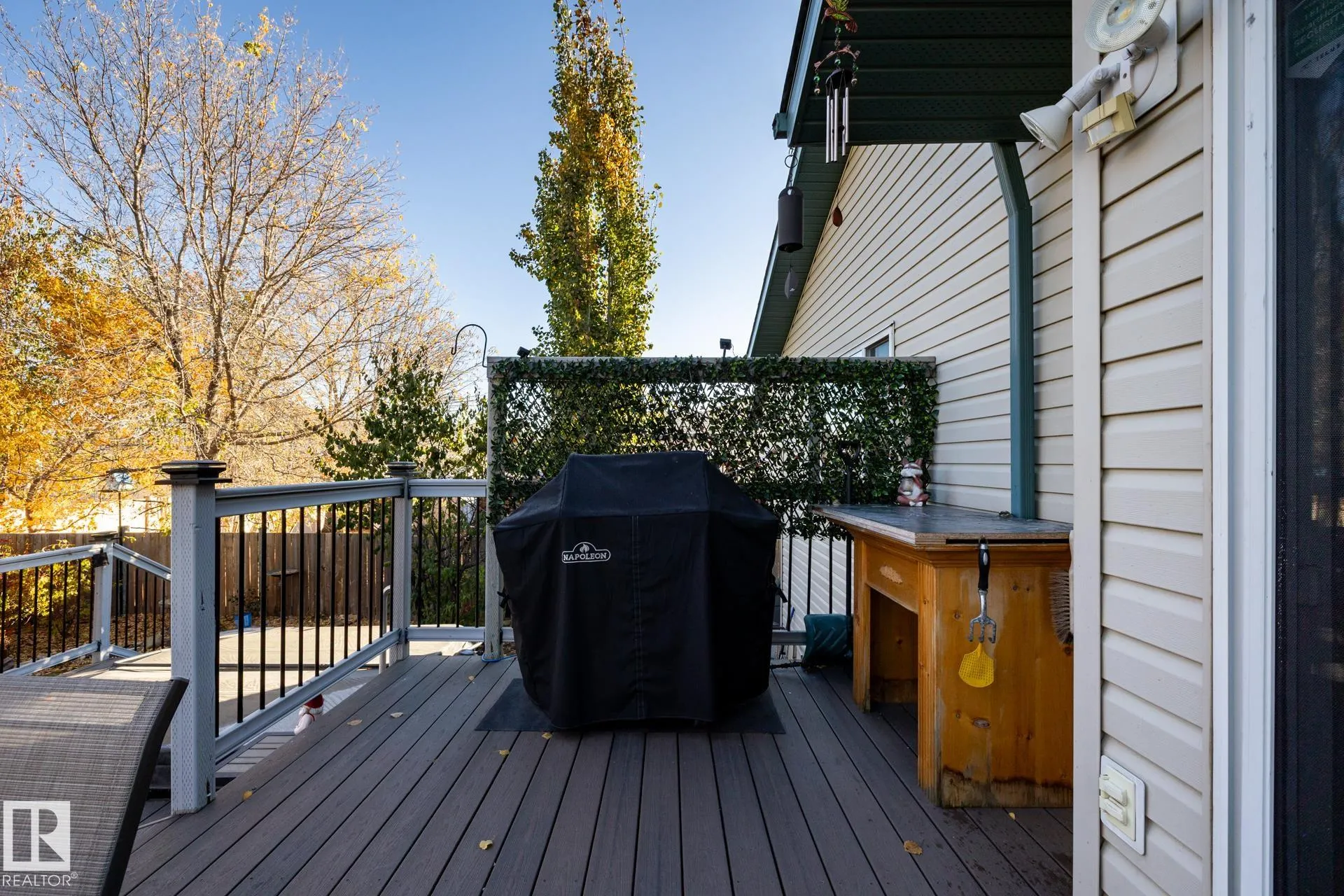 40 DEER PARK Boulevard