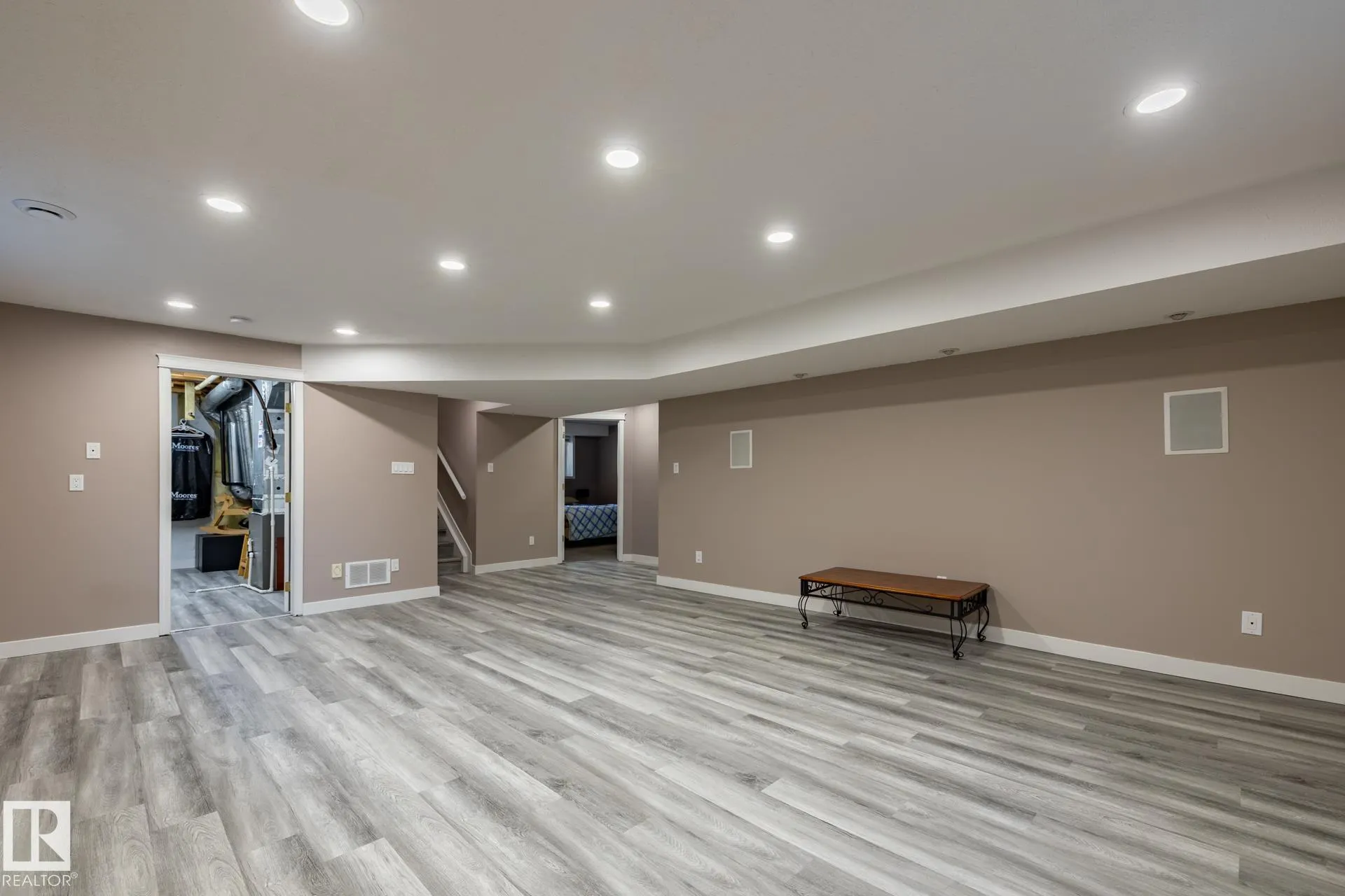 40 DEER PARK Boulevard