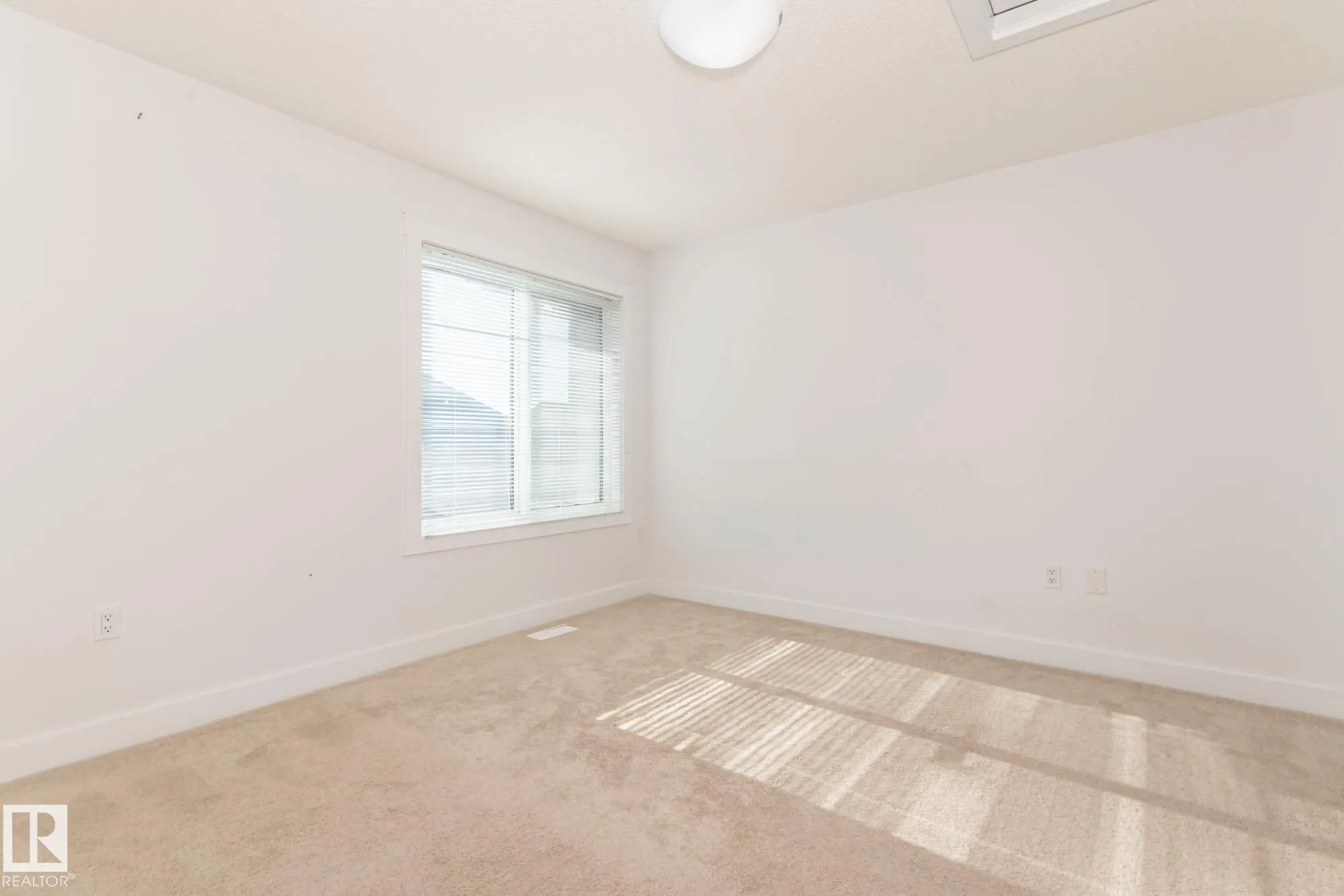 655 WATT Boulevard