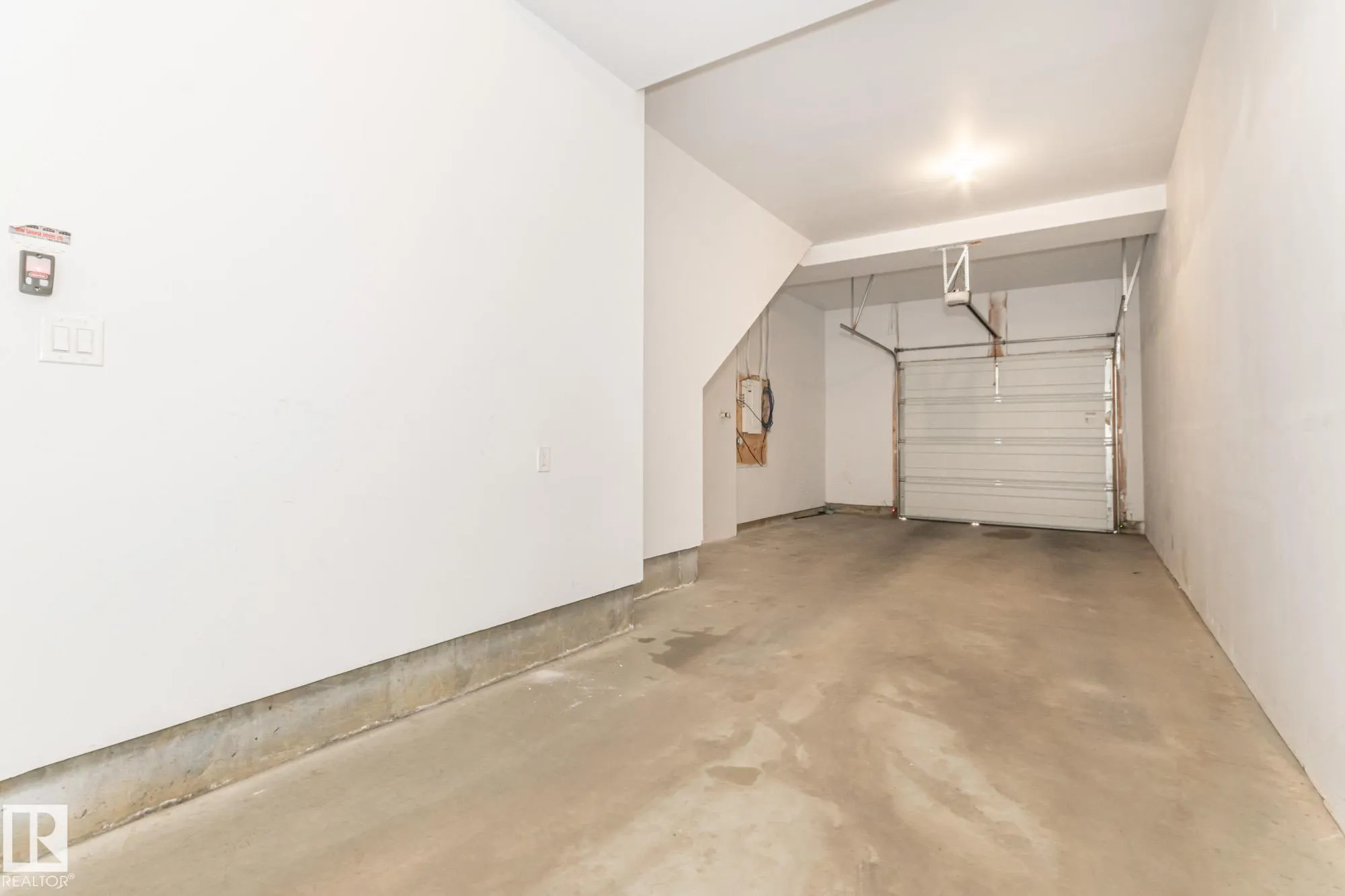 655 WATT Boulevard