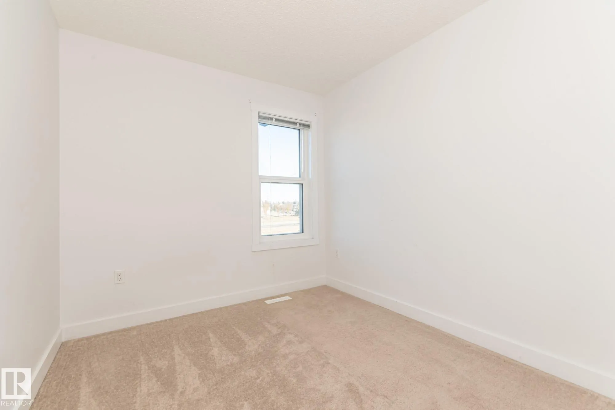 655 WATT Boulevard