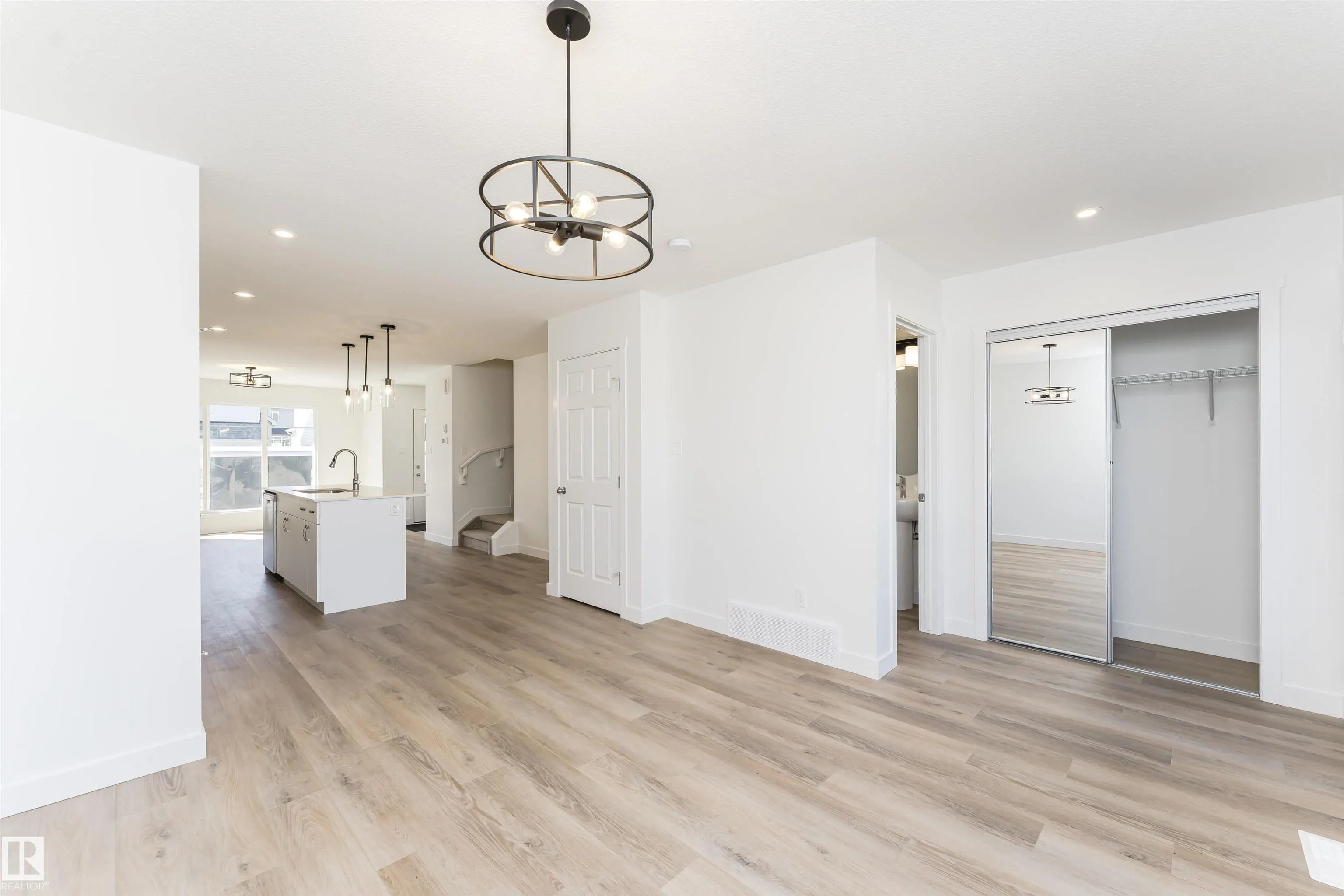 5134 KINNEY Way
