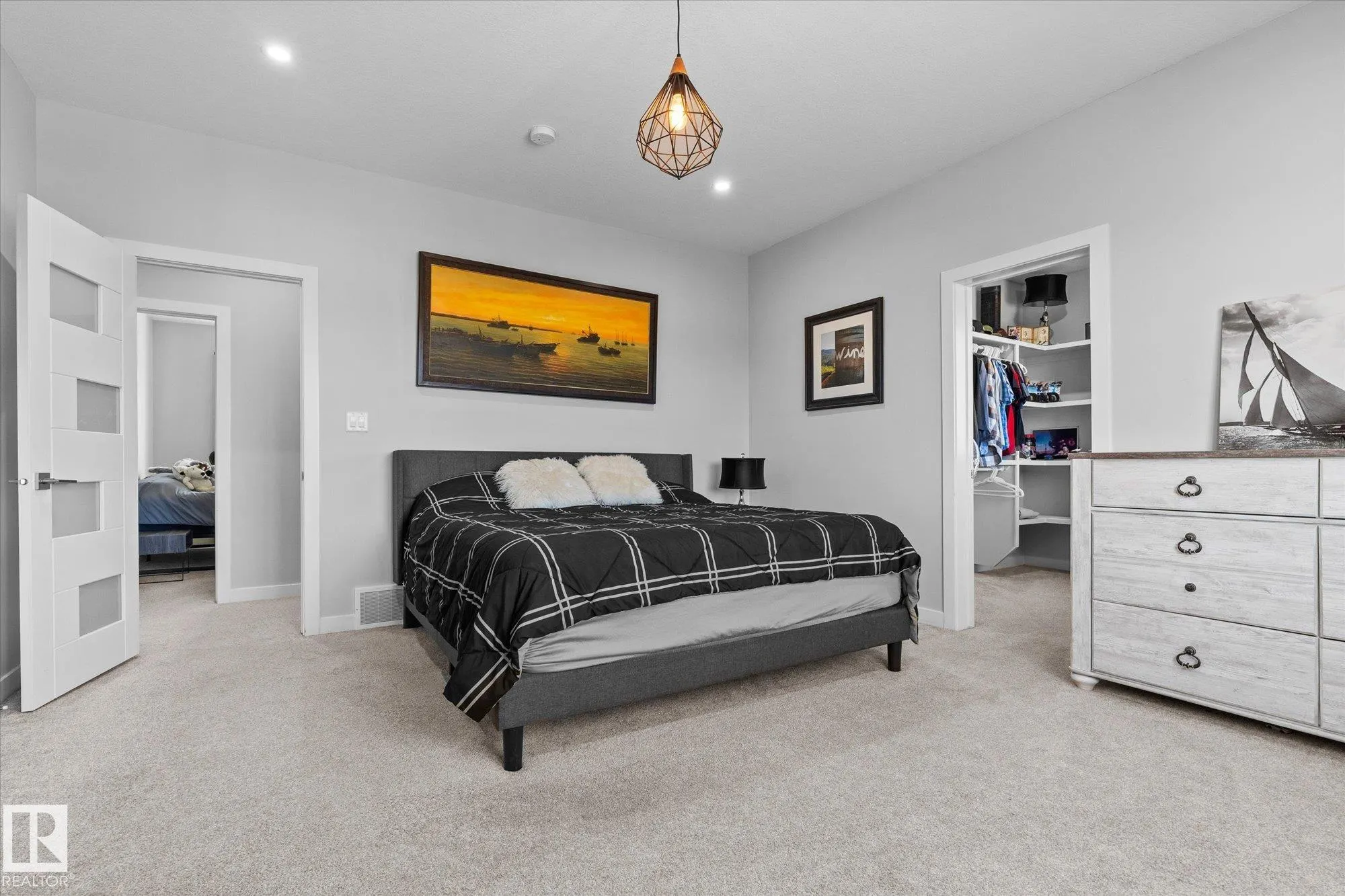 93 LILAC Bay