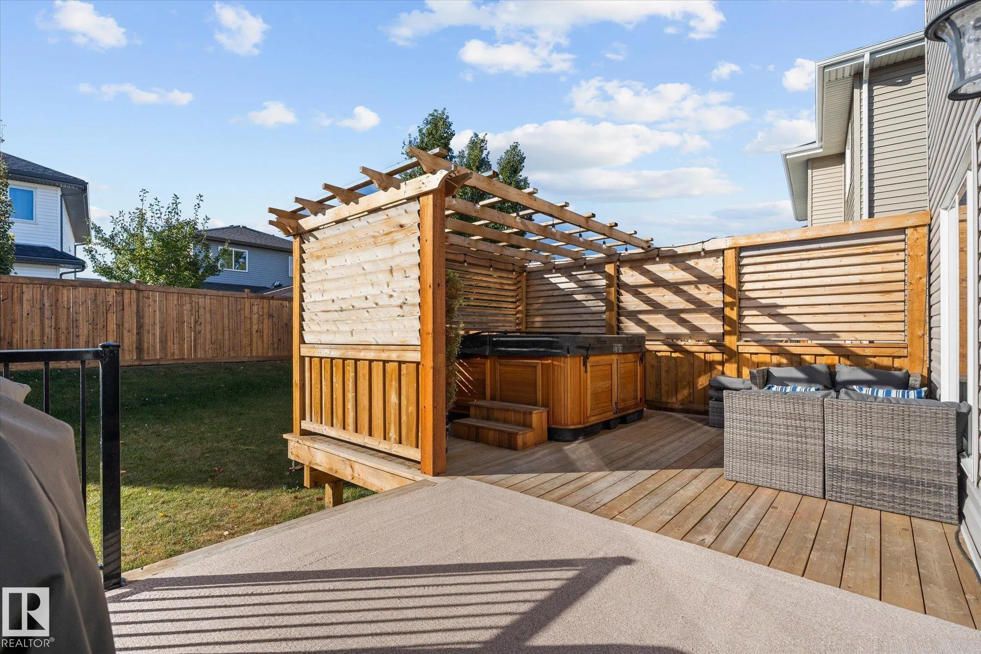 93 LILAC Bay