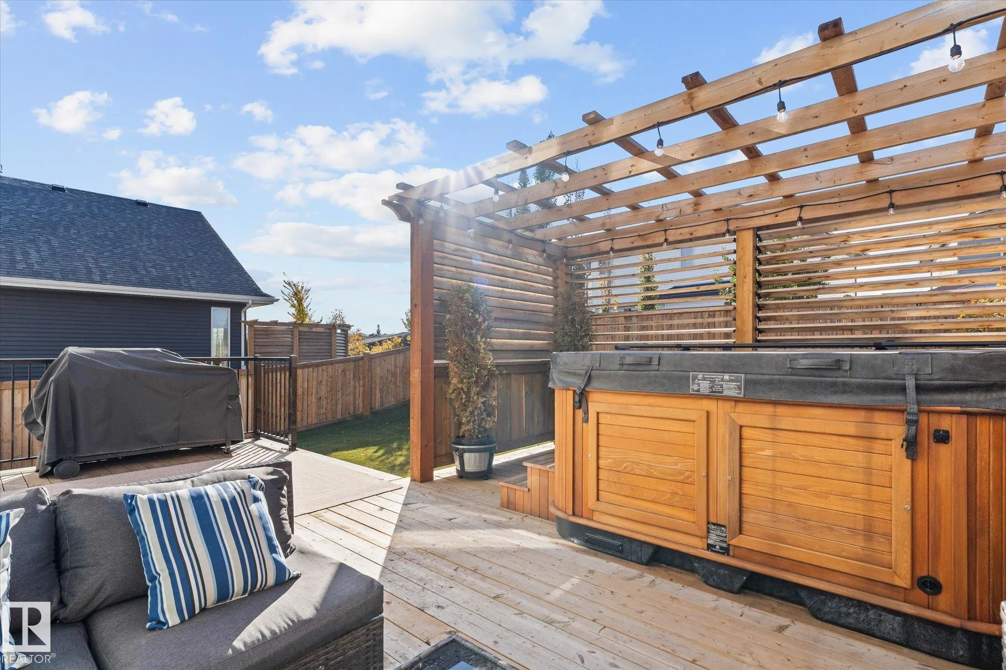 93 LILAC Bay