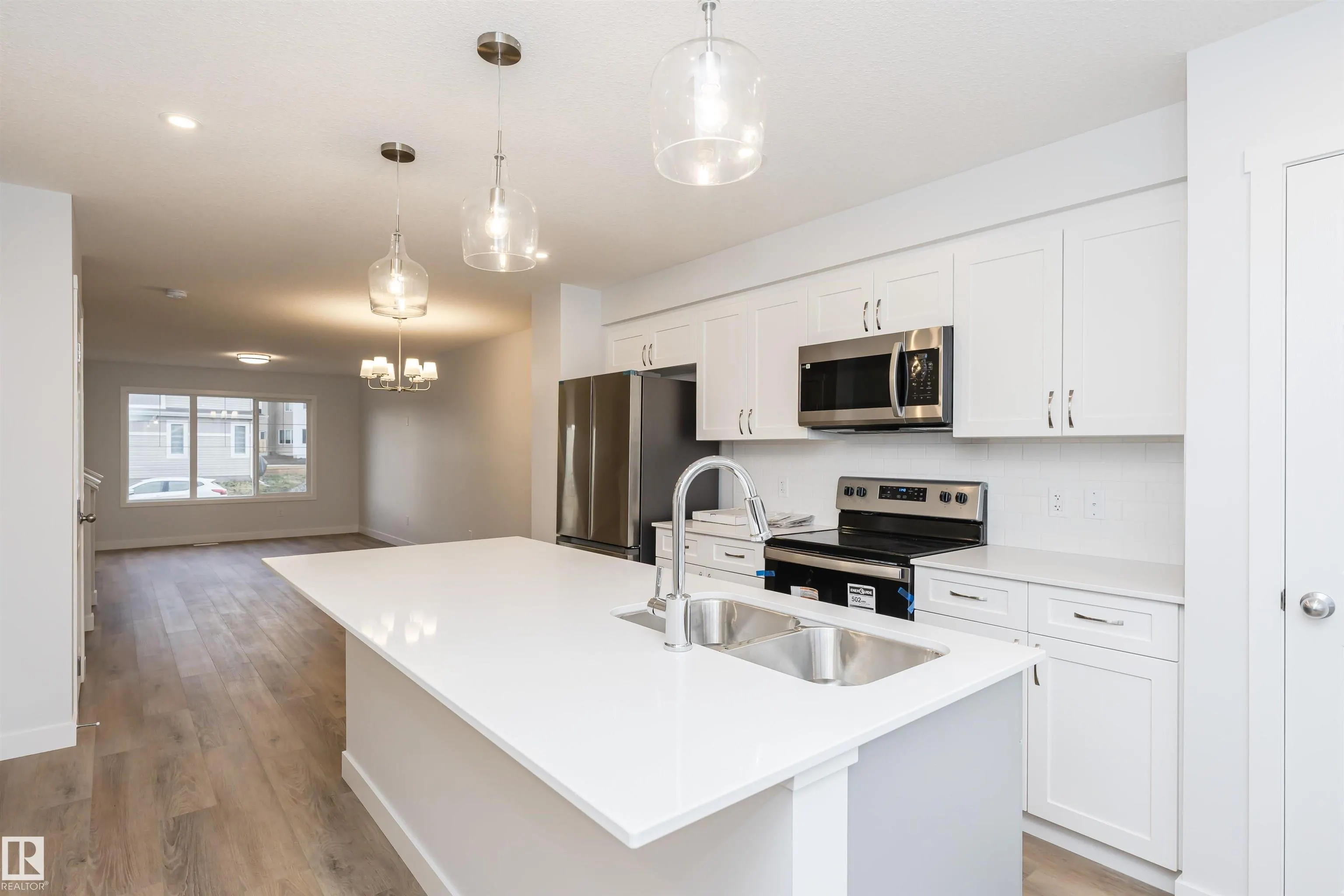 9566 CARSON Bend
