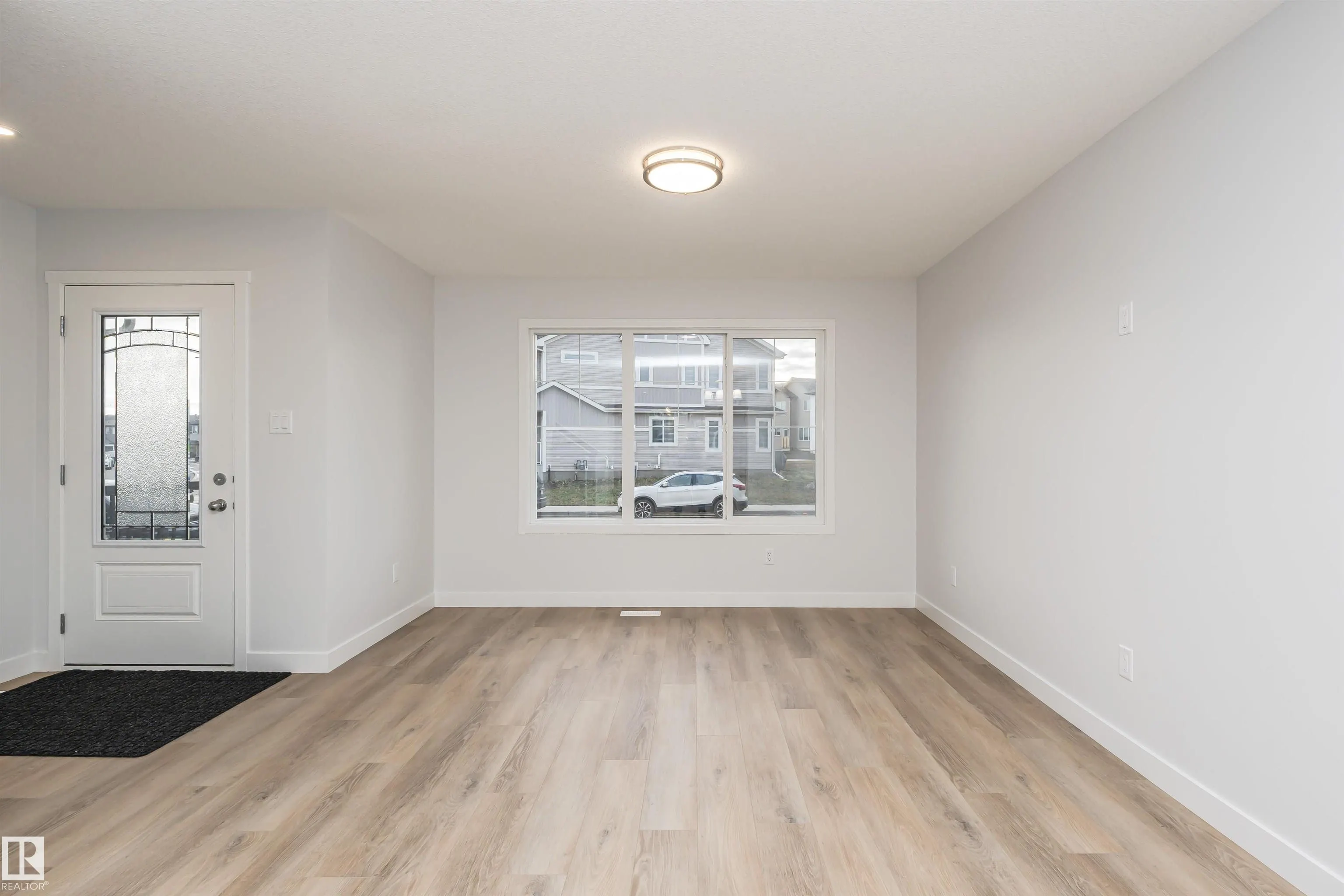9566 CARSON Bend