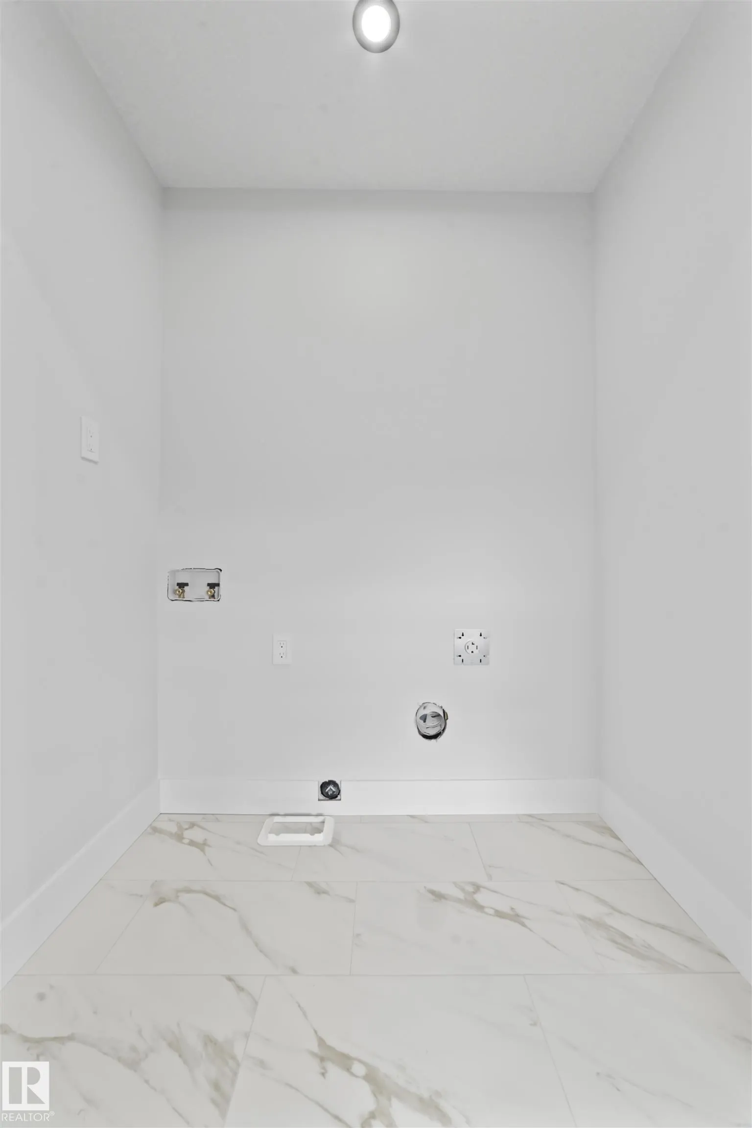 201 DEER Valley Drive