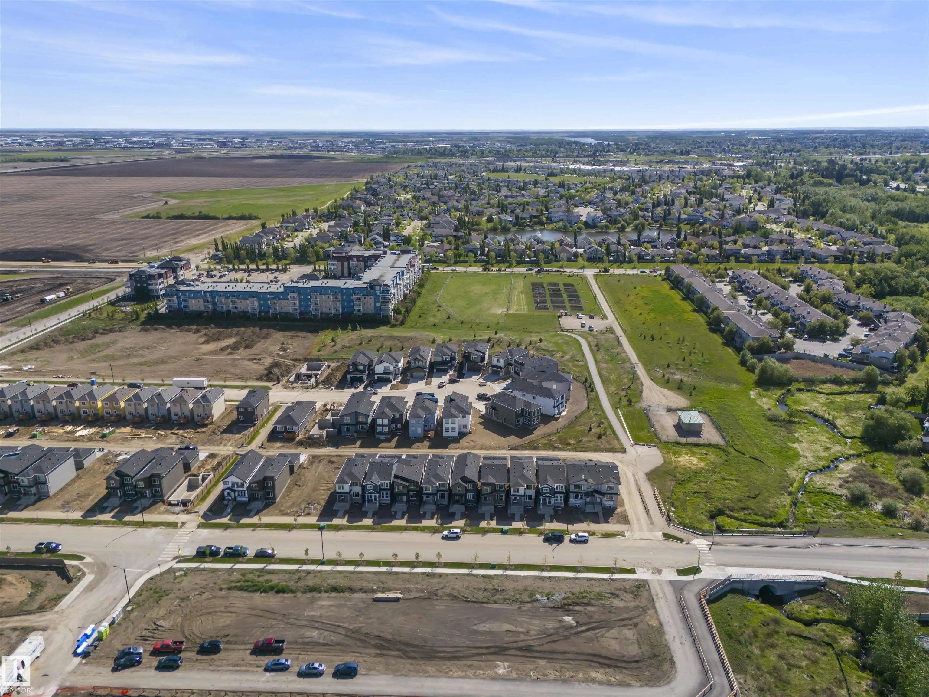 201 DEER Valley Drive