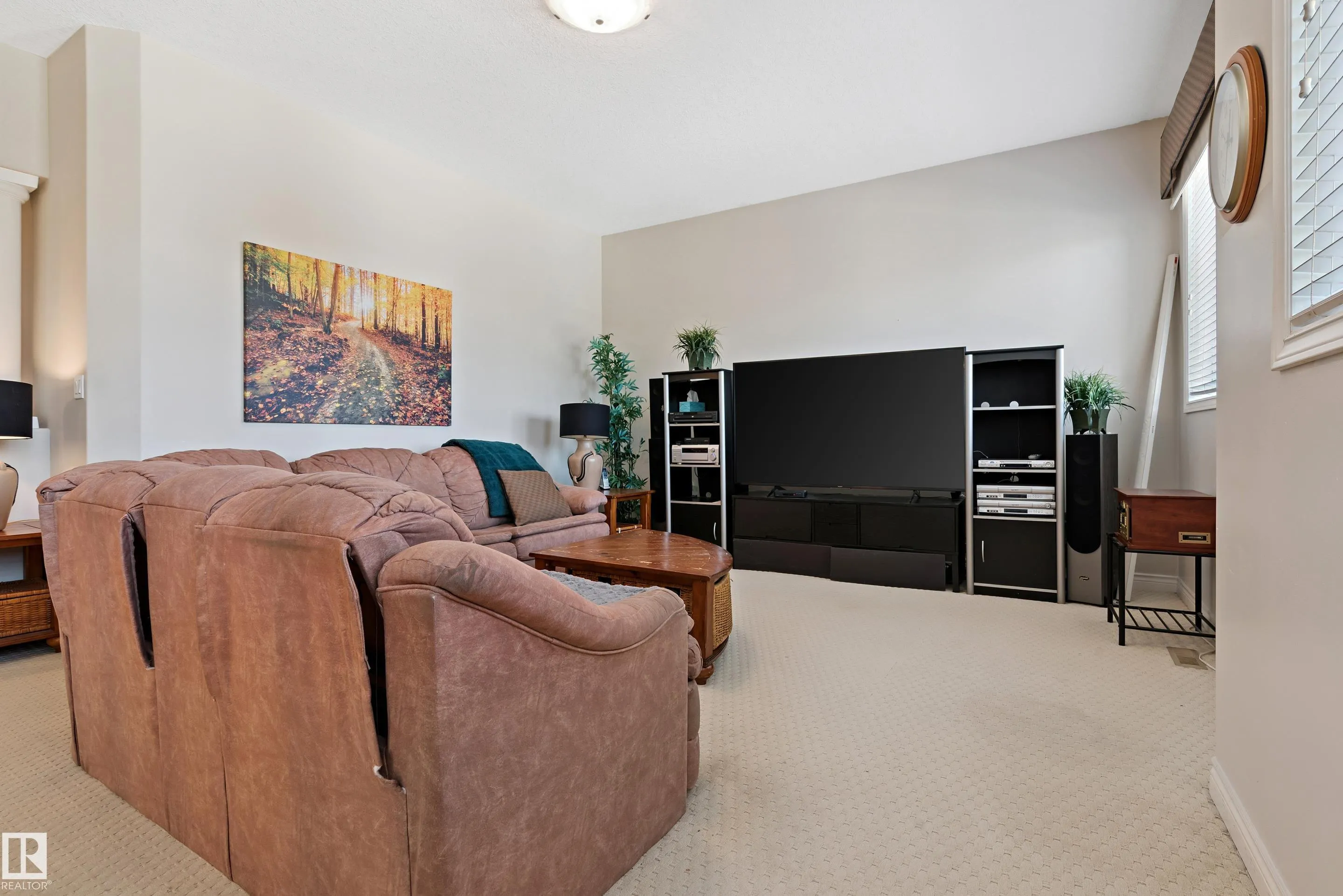 617 DALHOUSIE Crescent