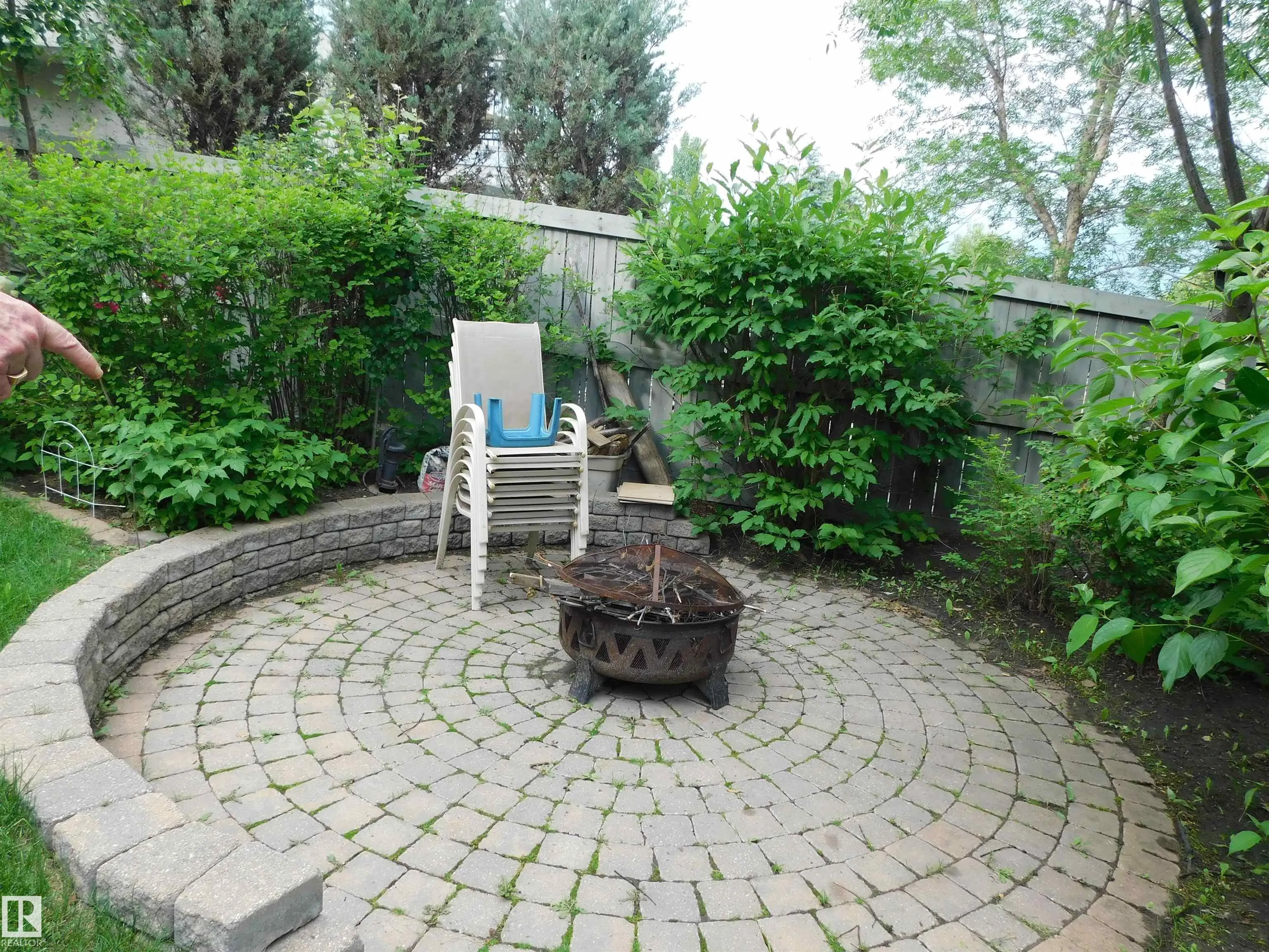 617 DALHOUSIE Crescent