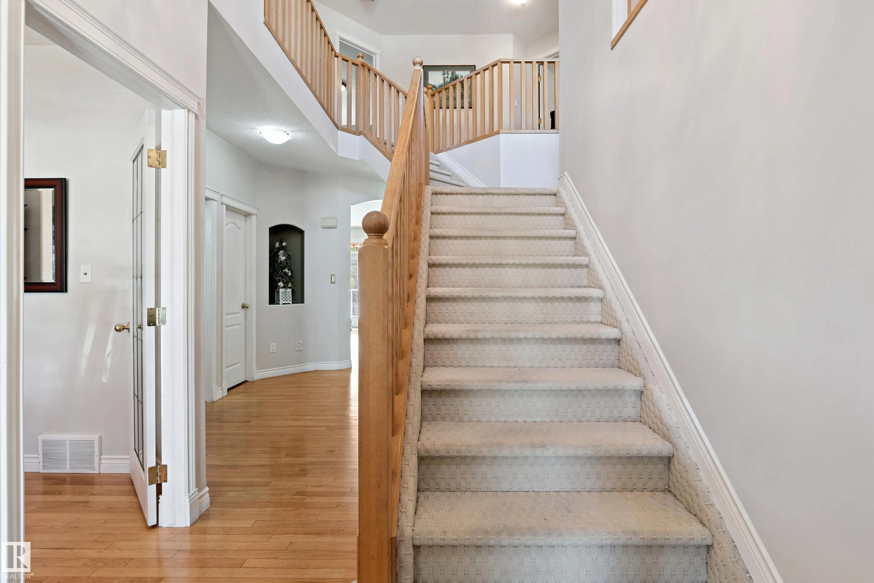 617 DALHOUSIE Crescent