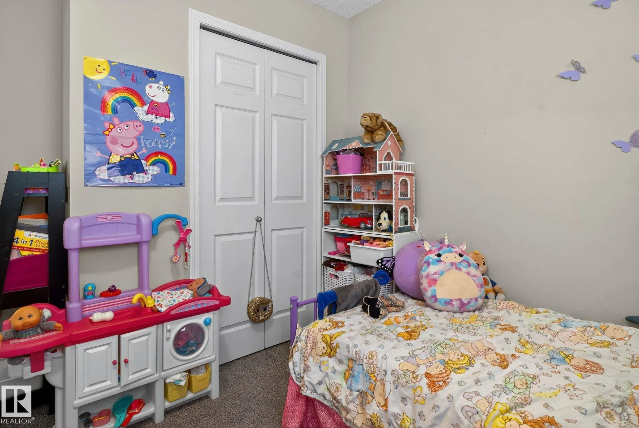 195, 142 Selkirk Place