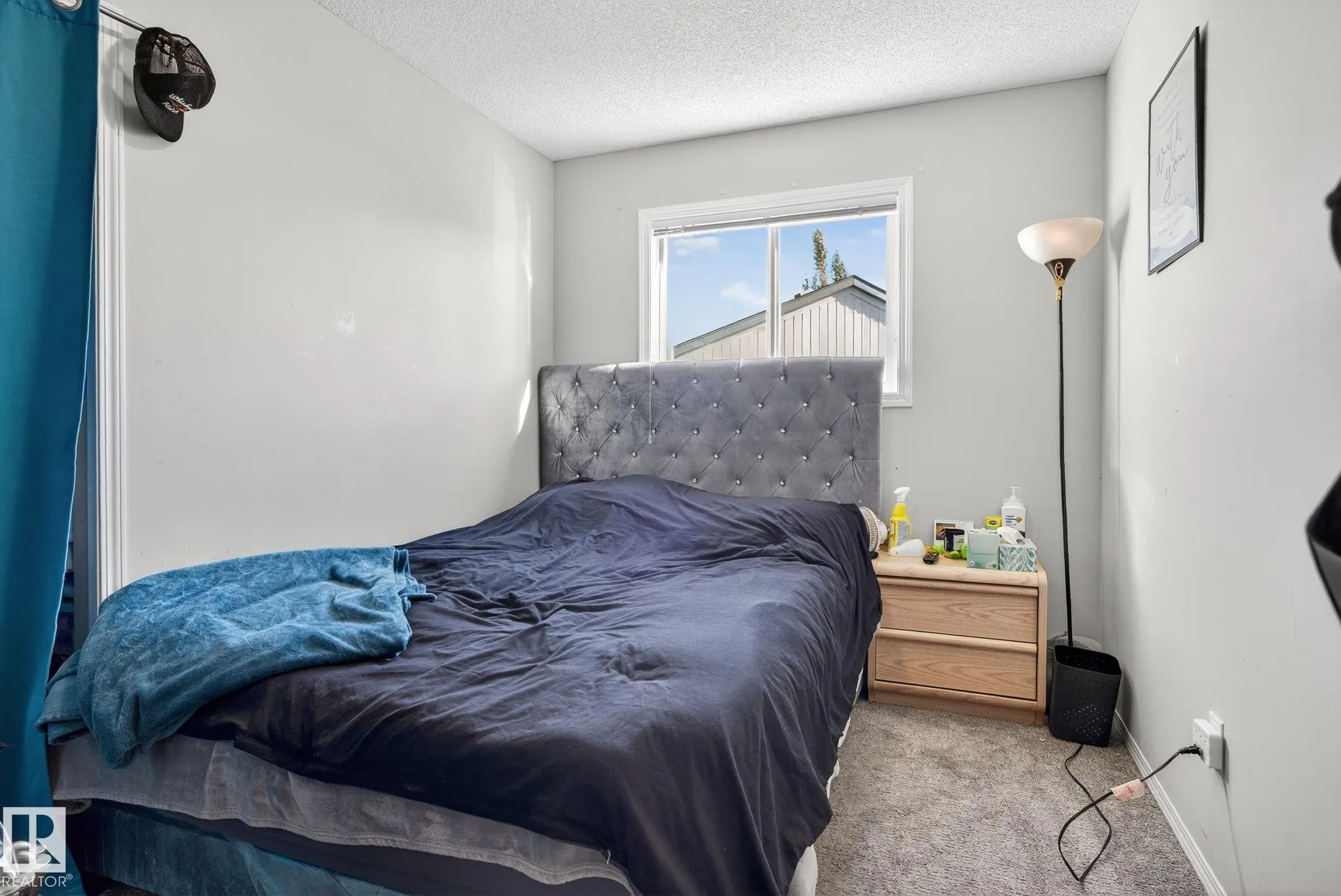 195, 142 Selkirk Place