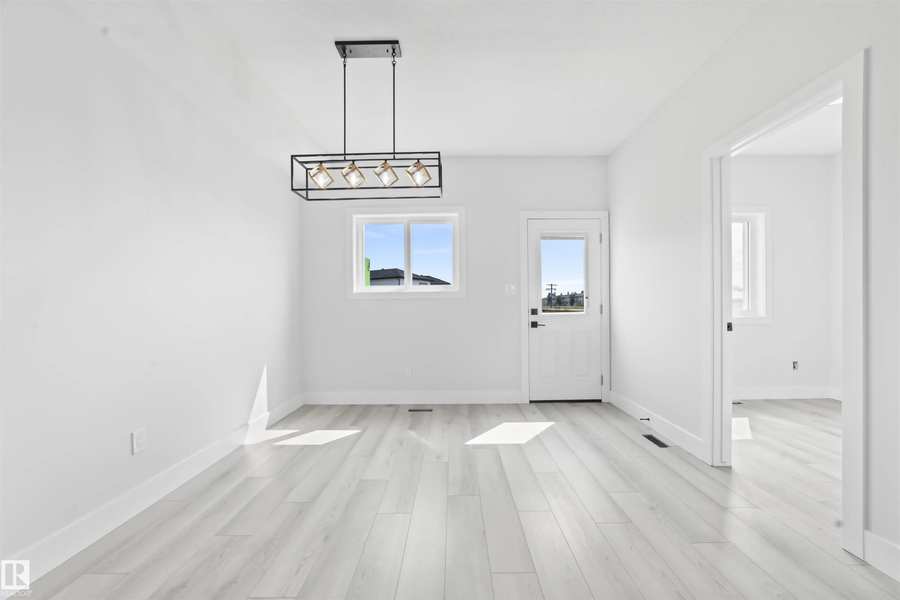 203 DEER Valley Drive