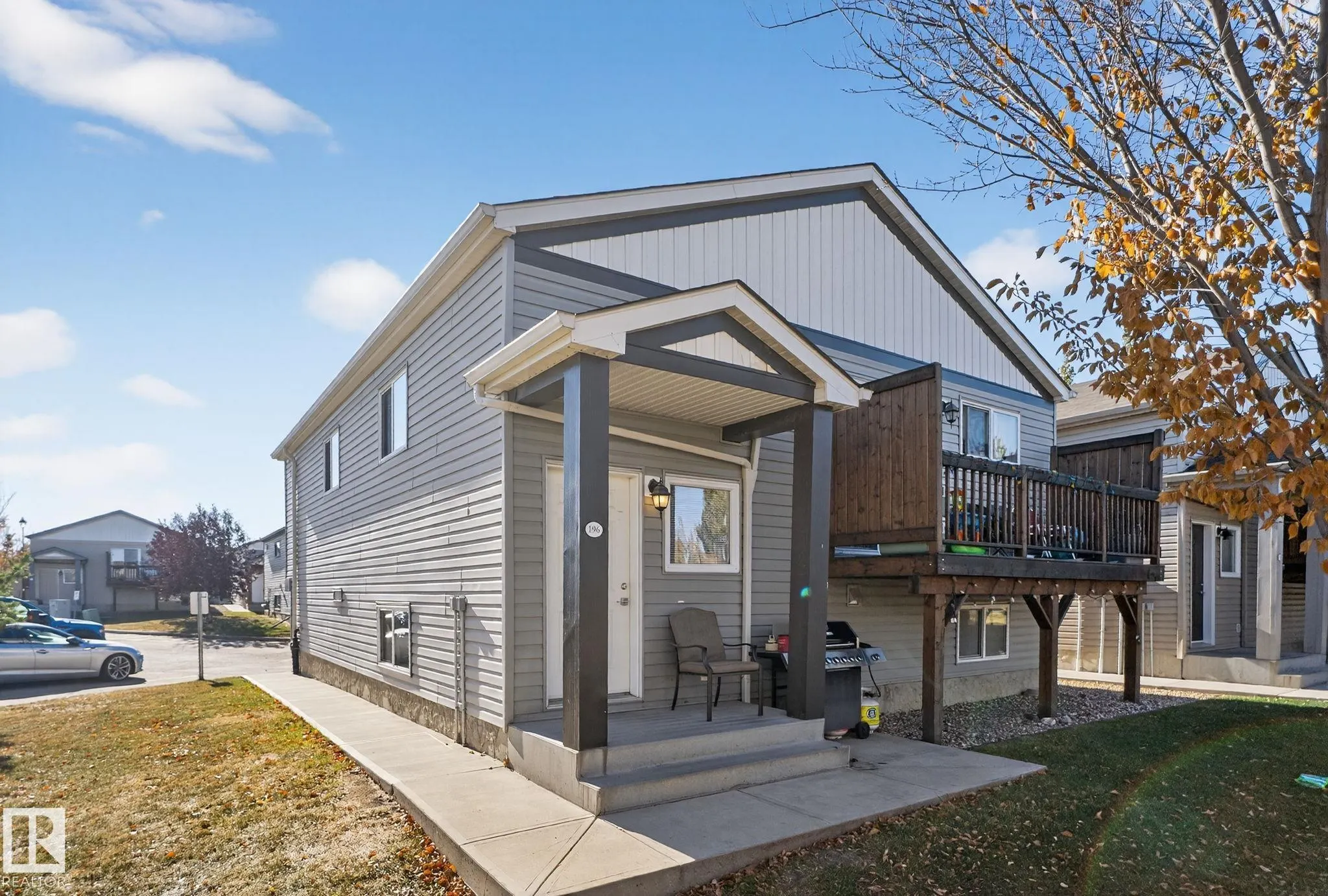196, 142 Selkirk Place