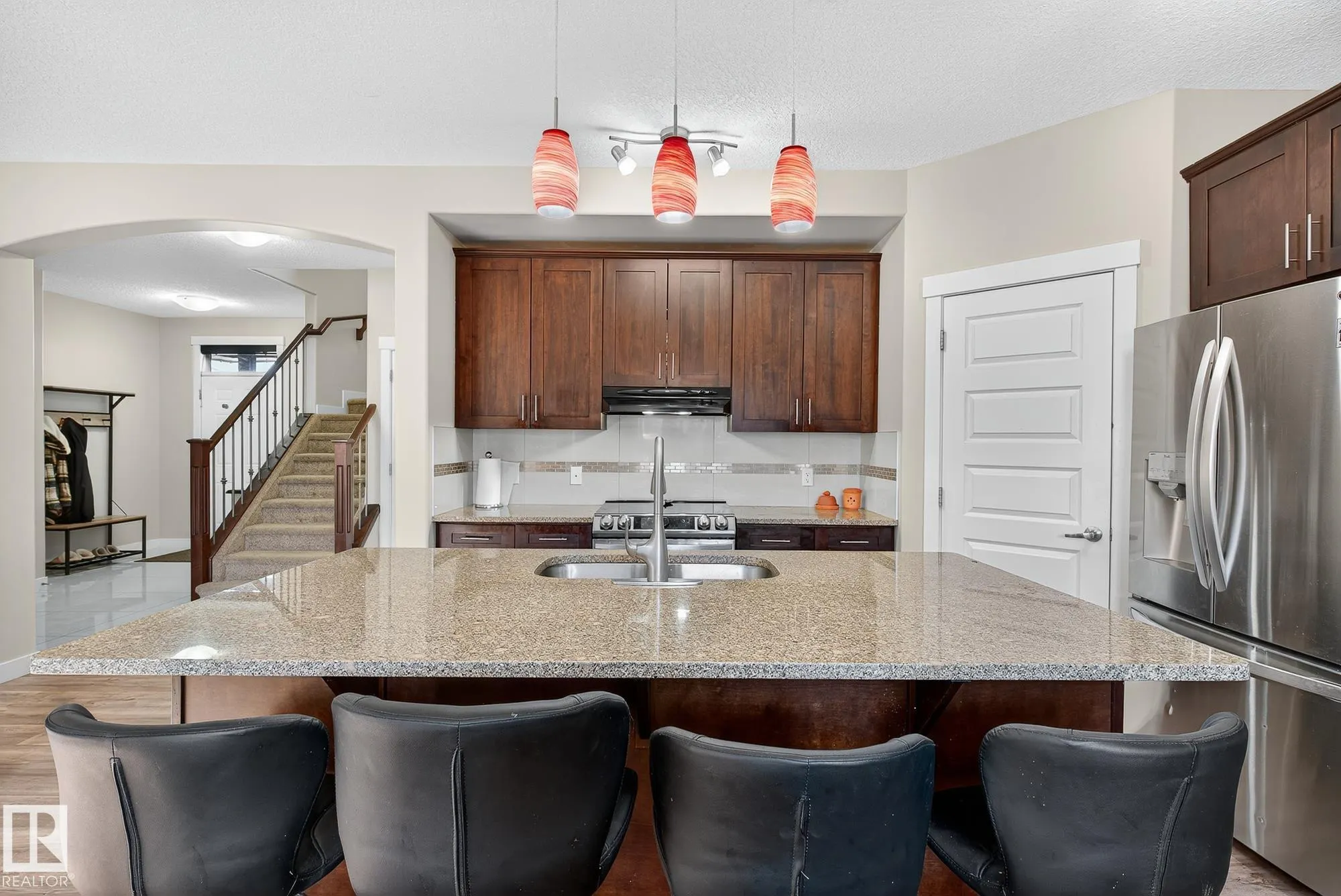 22 Shorewood Cr