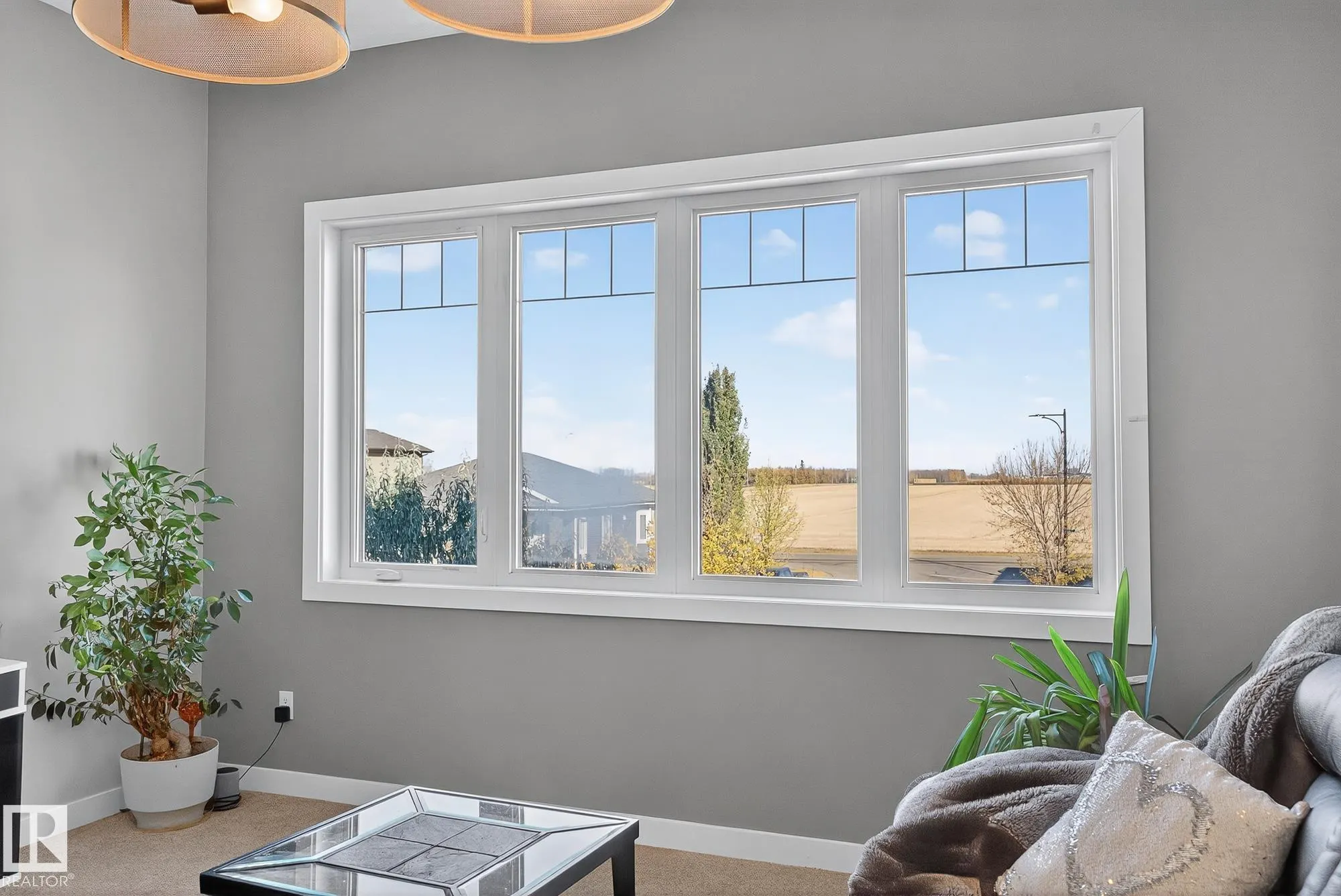 22 Shorewood Cr