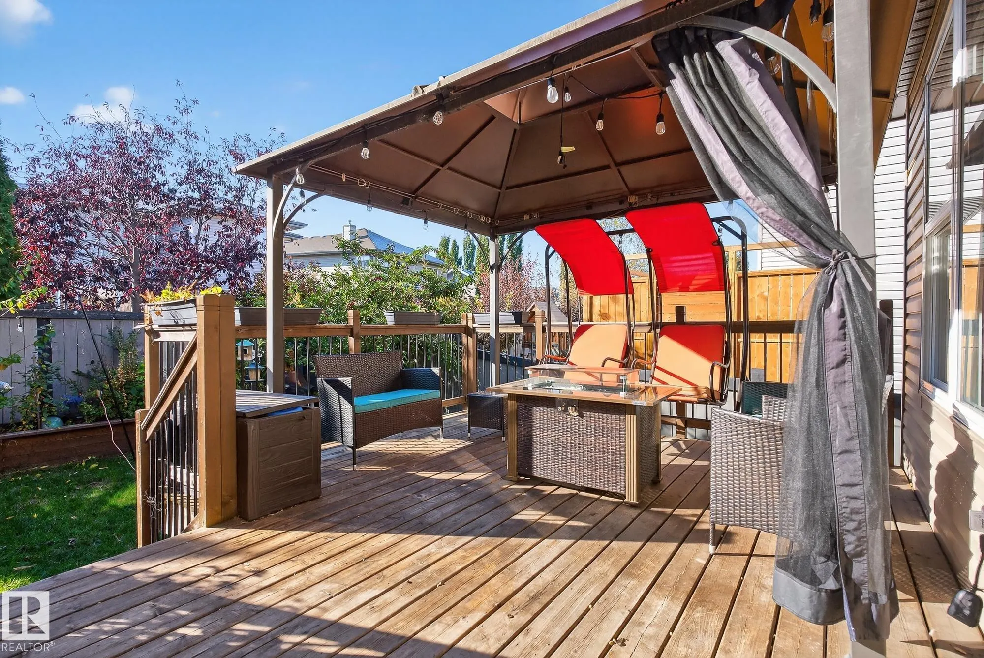 22 Shorewood Cr