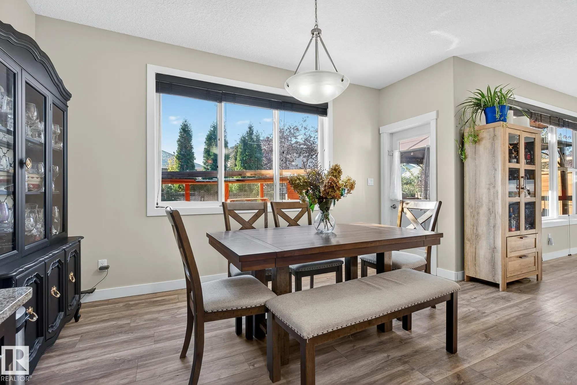22 Shorewood Cr