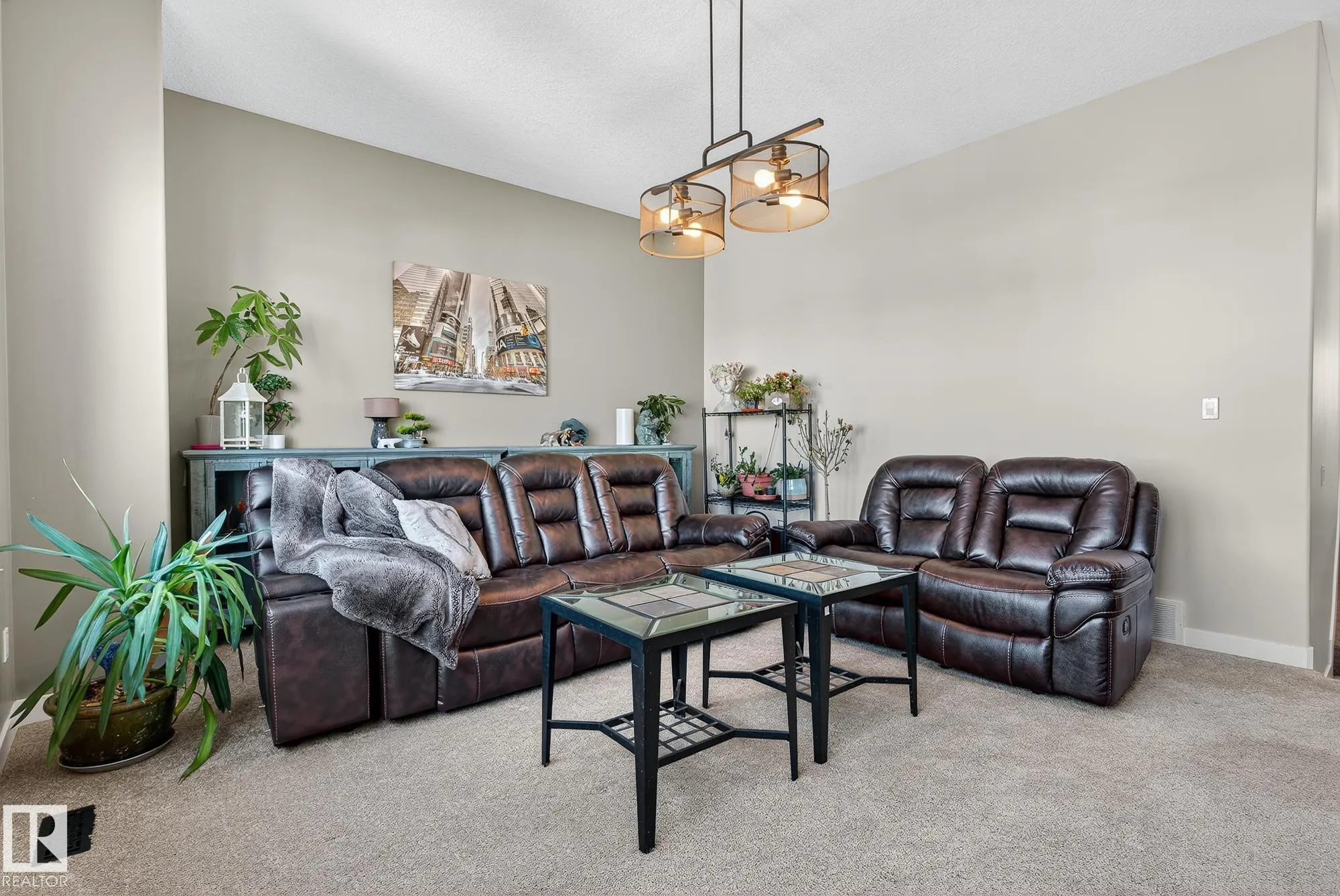 22 Shorewood Cr