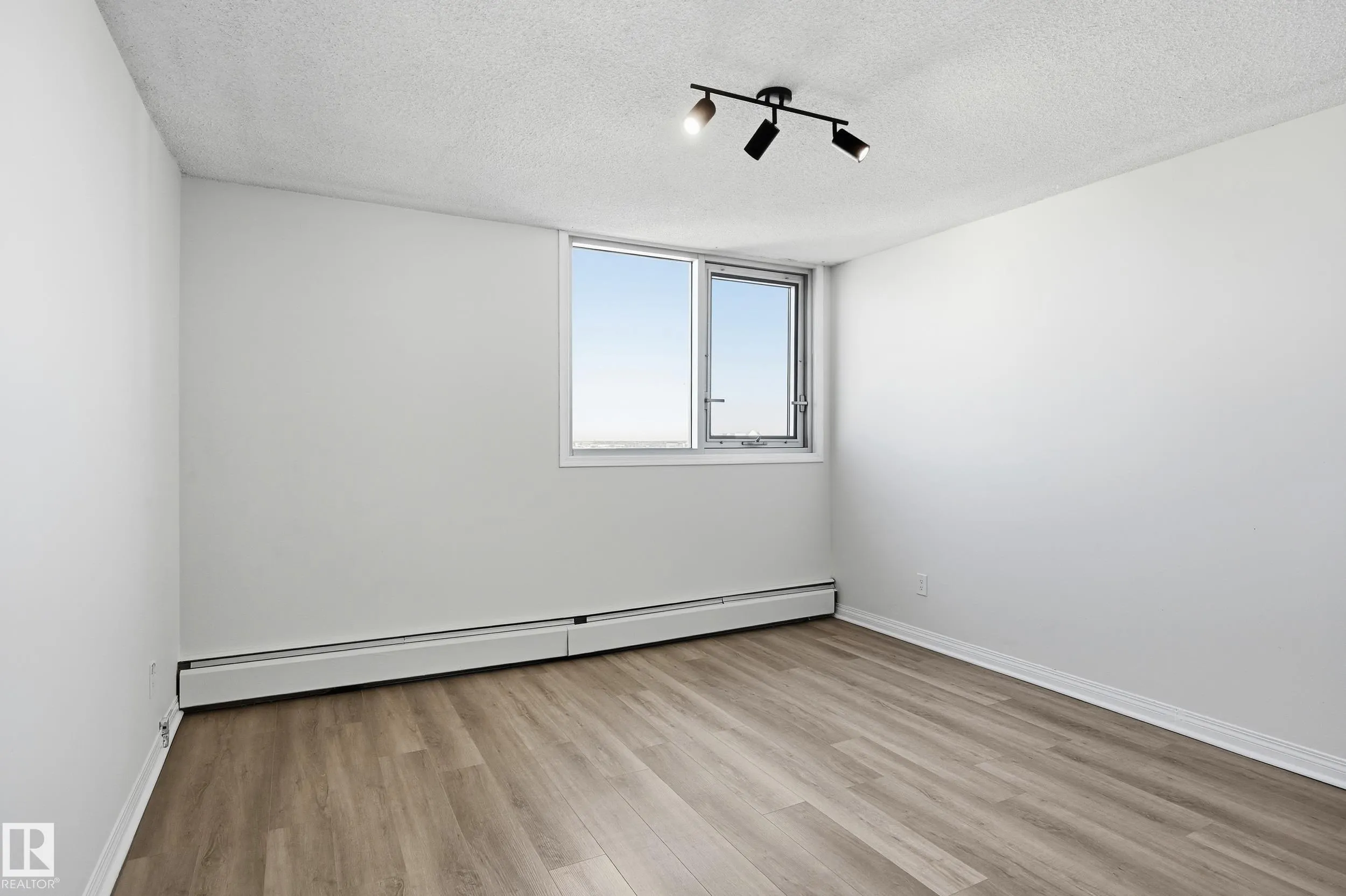 10011 116 Street