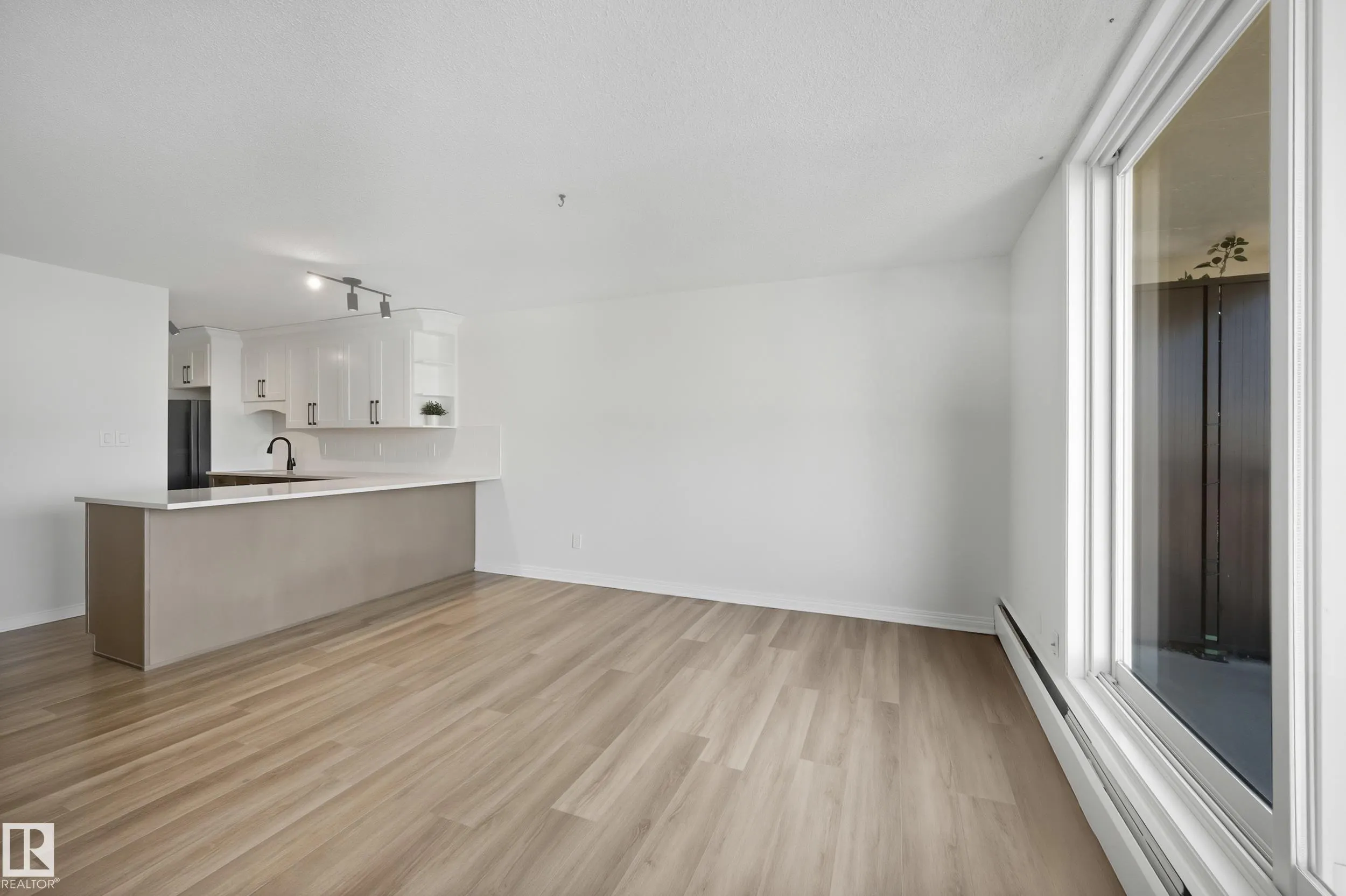 10011 116 Street