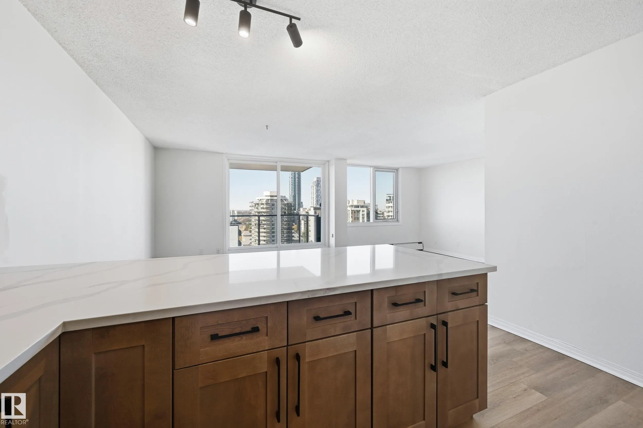 10011 116 Street